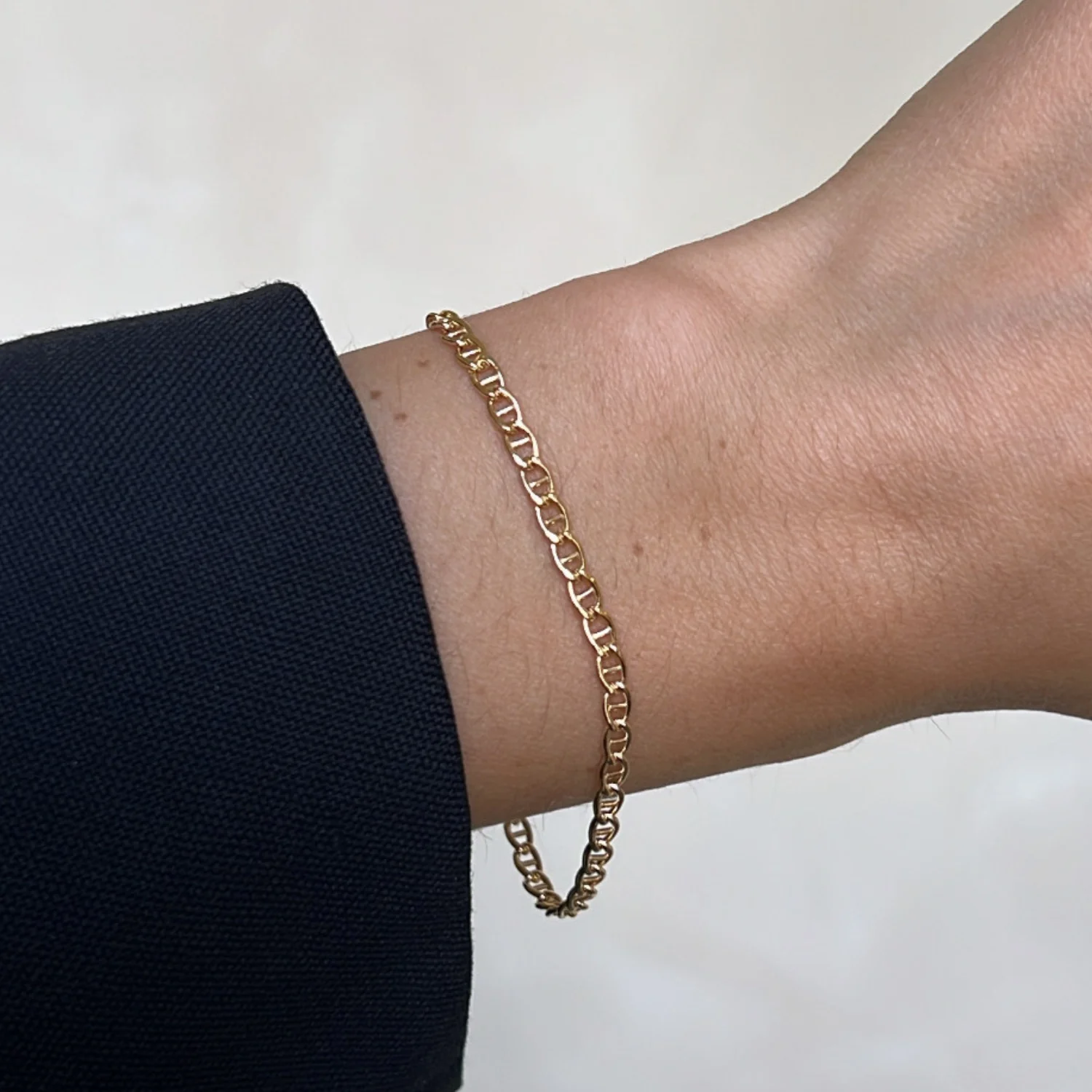 Flat Anchor Bracelet - Image 2