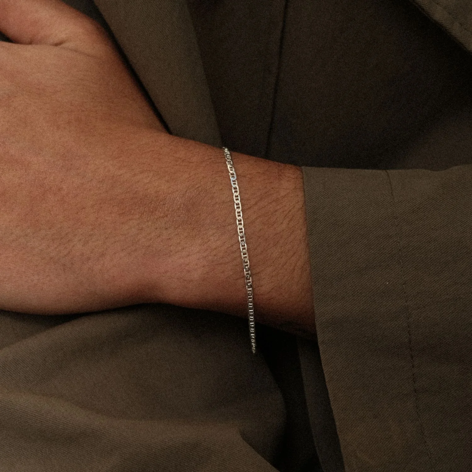 Anchor Chain Bracelet Silver - Image 2
