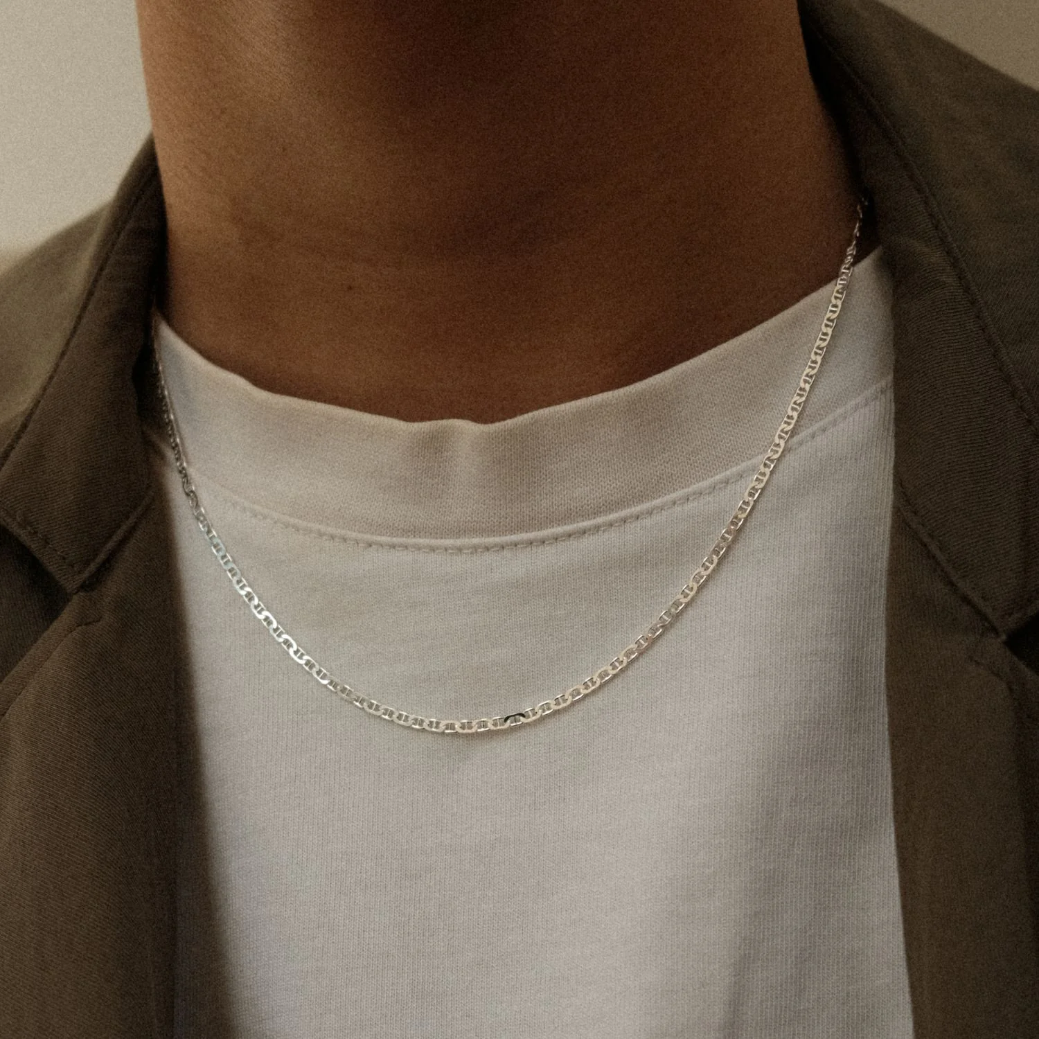 Anchor Chain Necklace Silver - Image 3