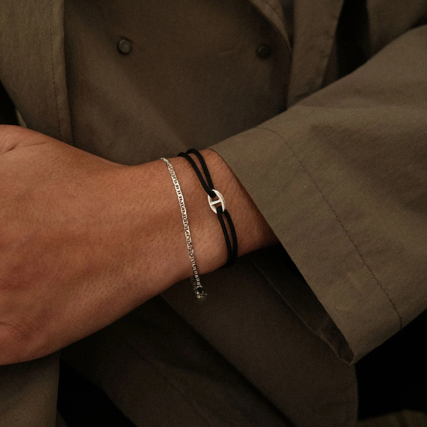 Anchor Link Bracelet - Image 2
