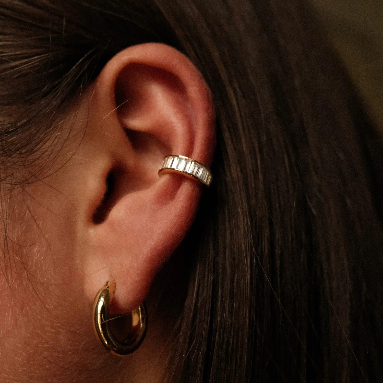 Baguette Bezel Ear Cuff - Image 2