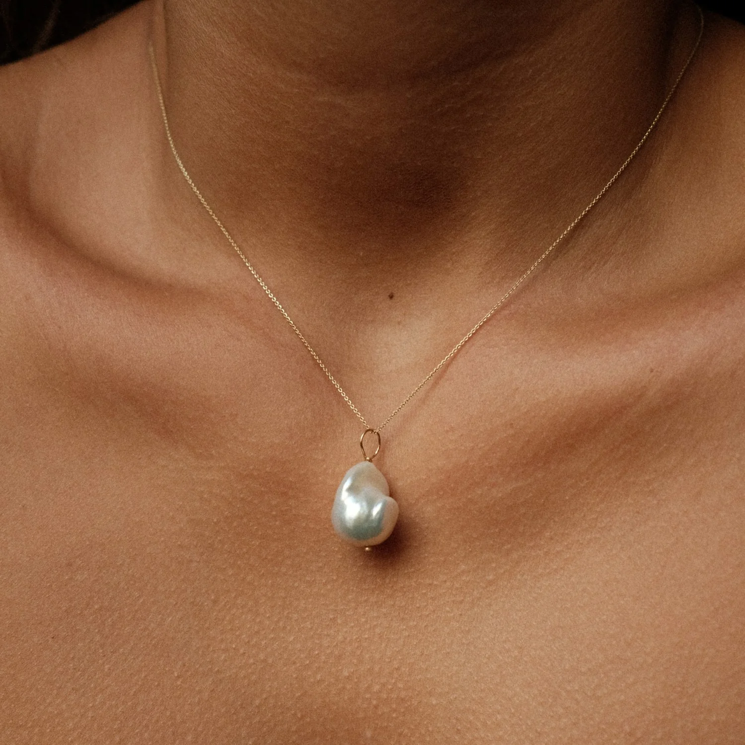Baroque Pearl Pendant - Image 4