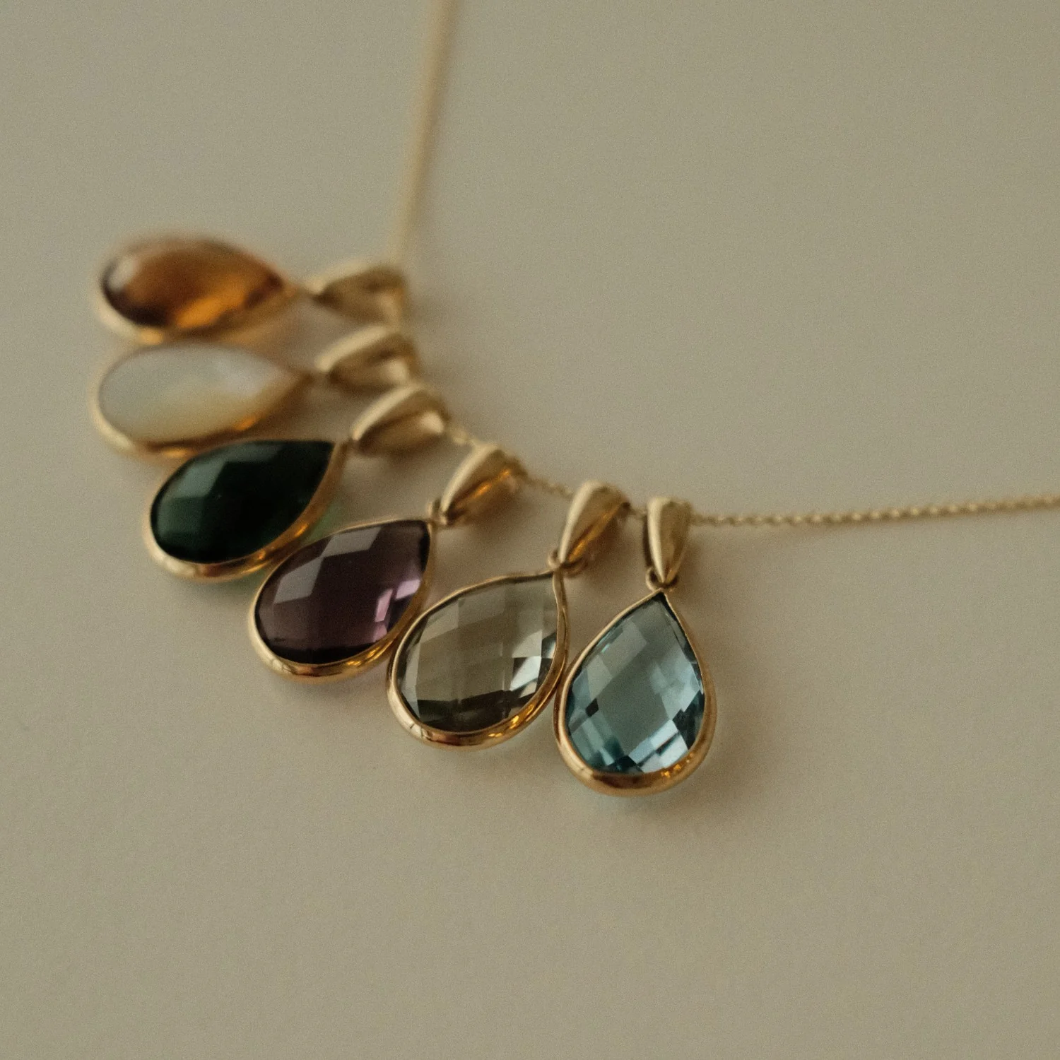 Green Quartz Drop Pendant - Image 3