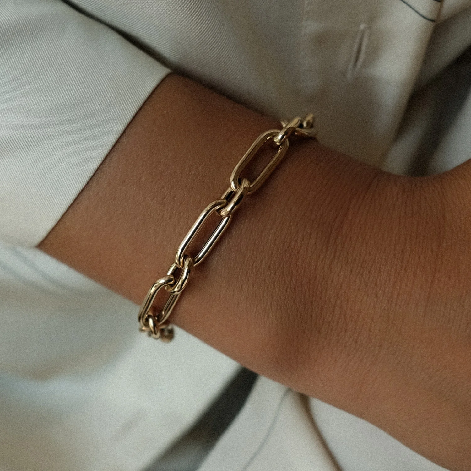 Unique Bold Chain Bracelet - Image 2