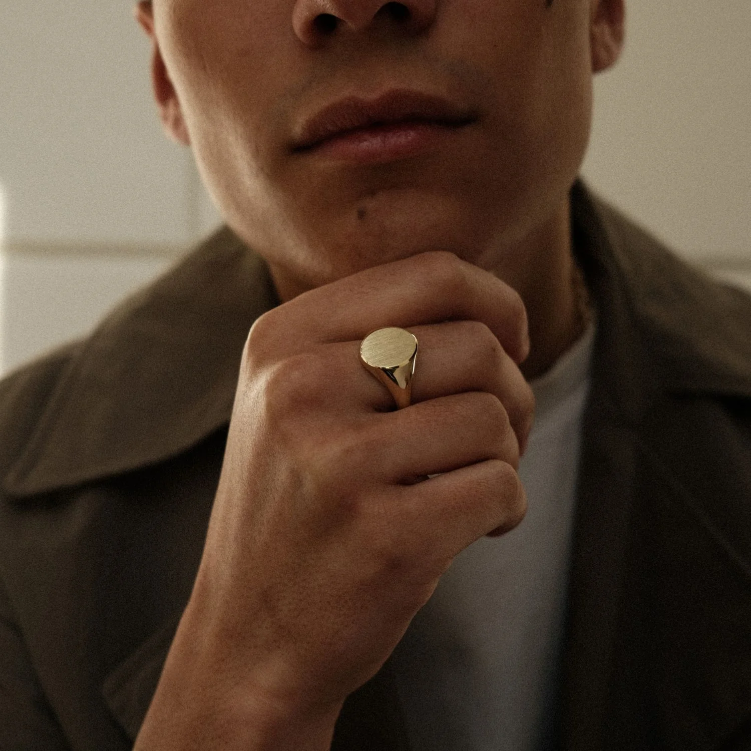 Bold Oval Signet Ring - Image 5