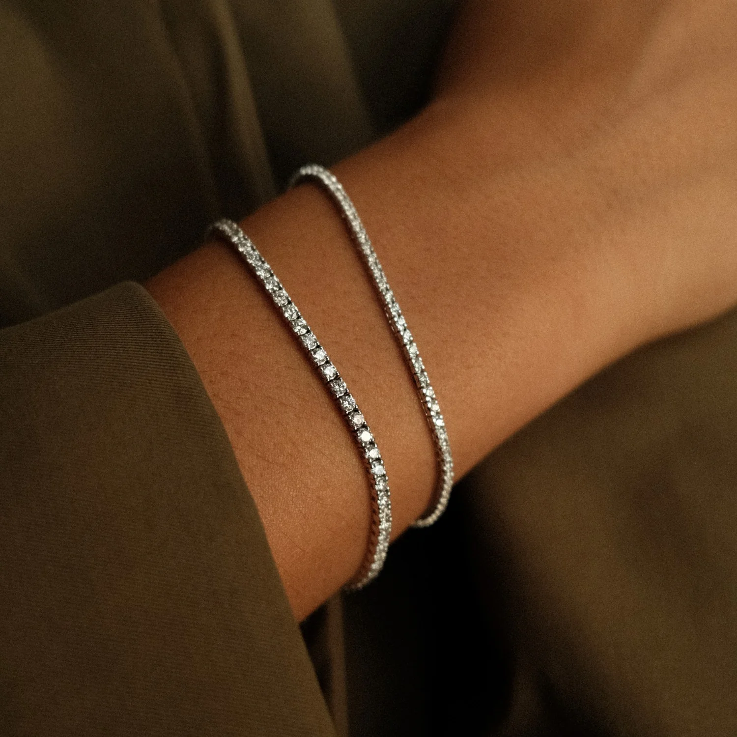 Bold Tennis Bracelet White Gold - Image 4