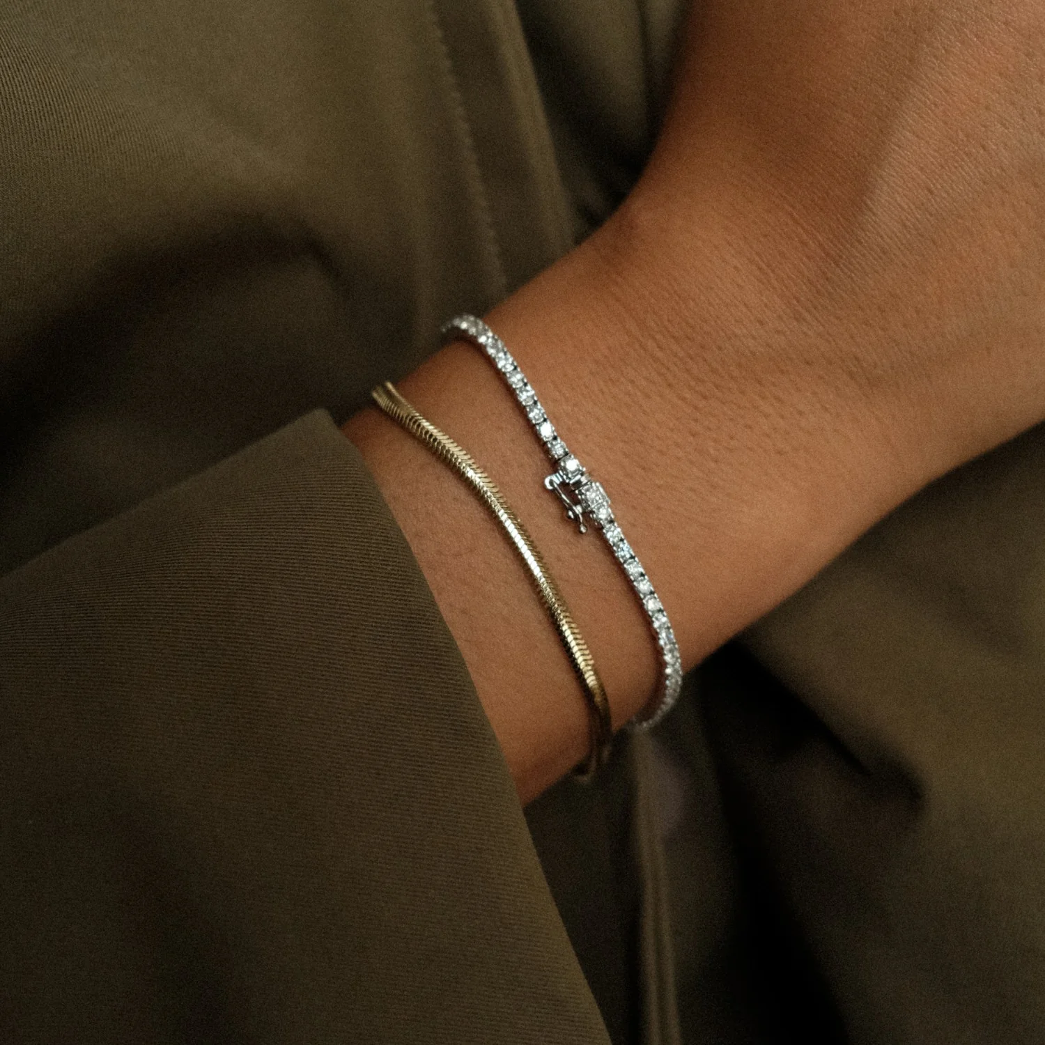 Bold Tennis Bracelet White Gold - Image 6