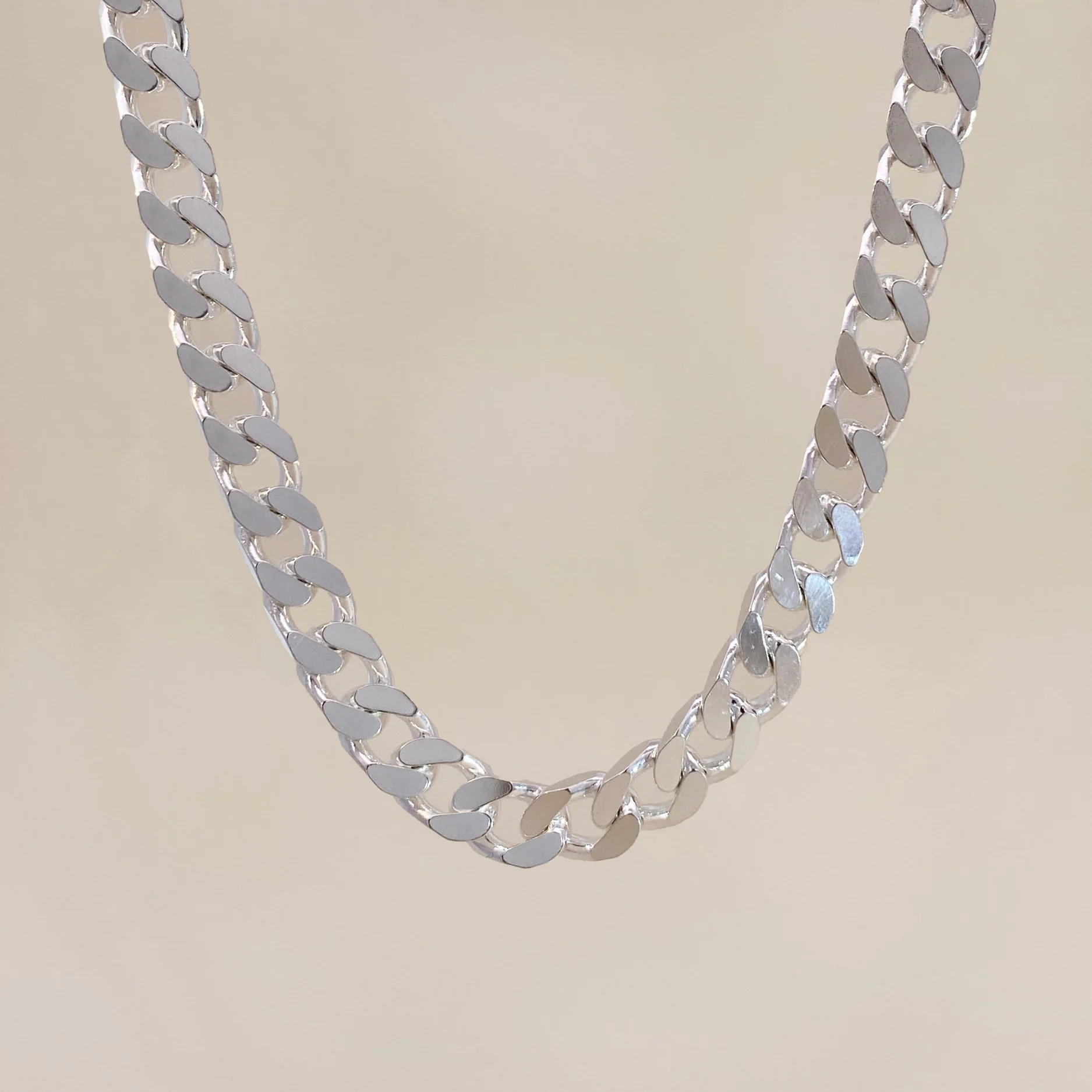 Silver Cut Gourmet Necklace - Image 3