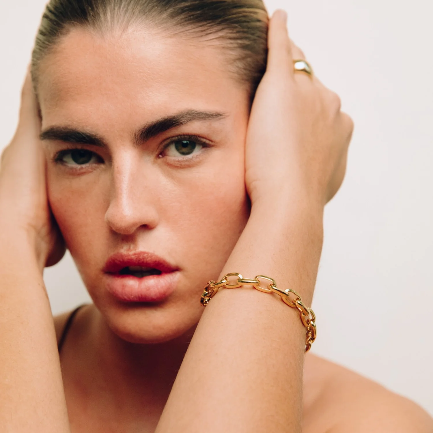 Chunky Link Bracelet - Image 4