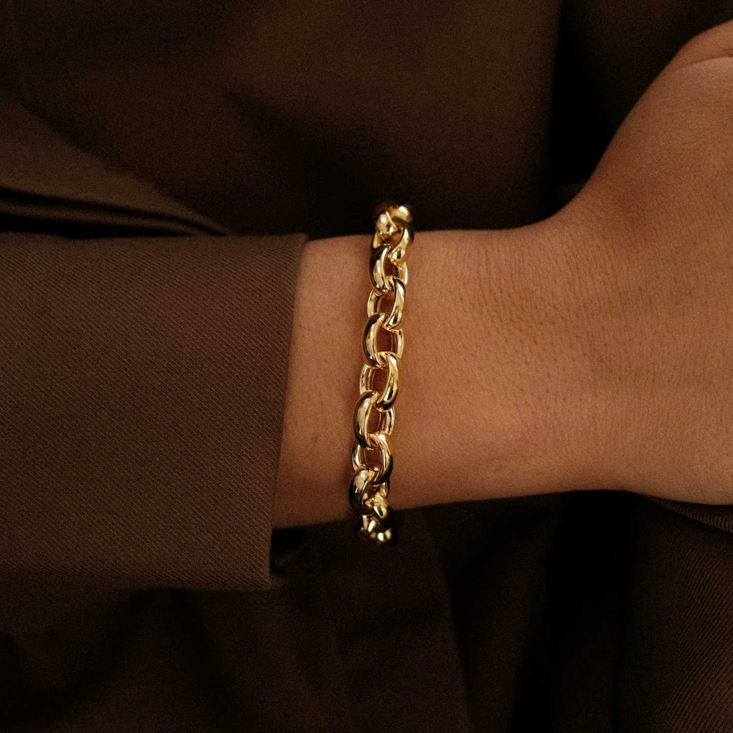 Chunky Oval Jasseron Bracelet - Image 2