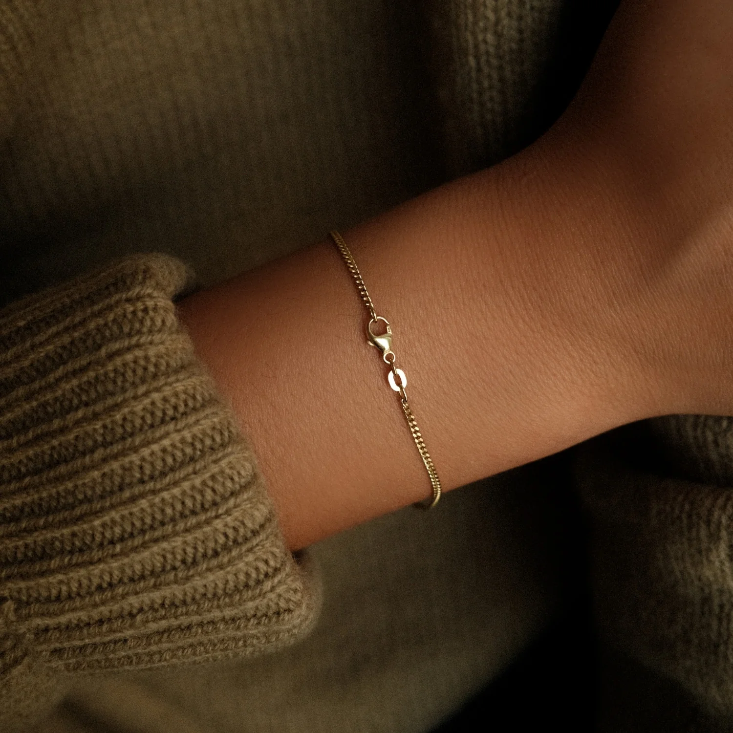 Classic Essential Bracelet - Image 5