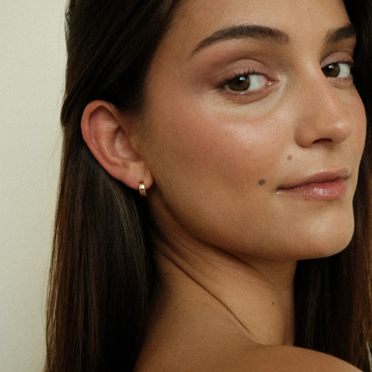 Clean Huggie Hoops - Image 4