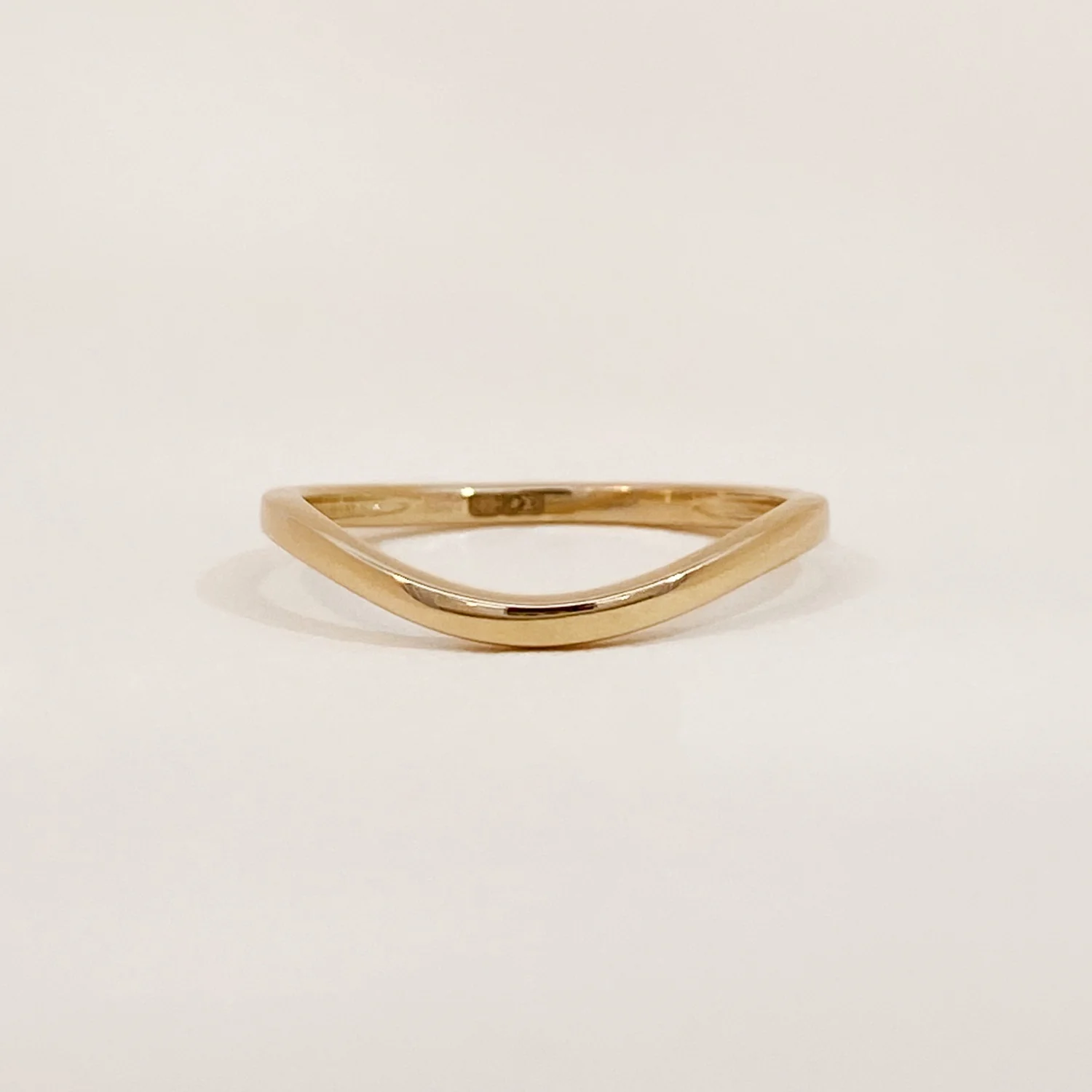 Curve Ring