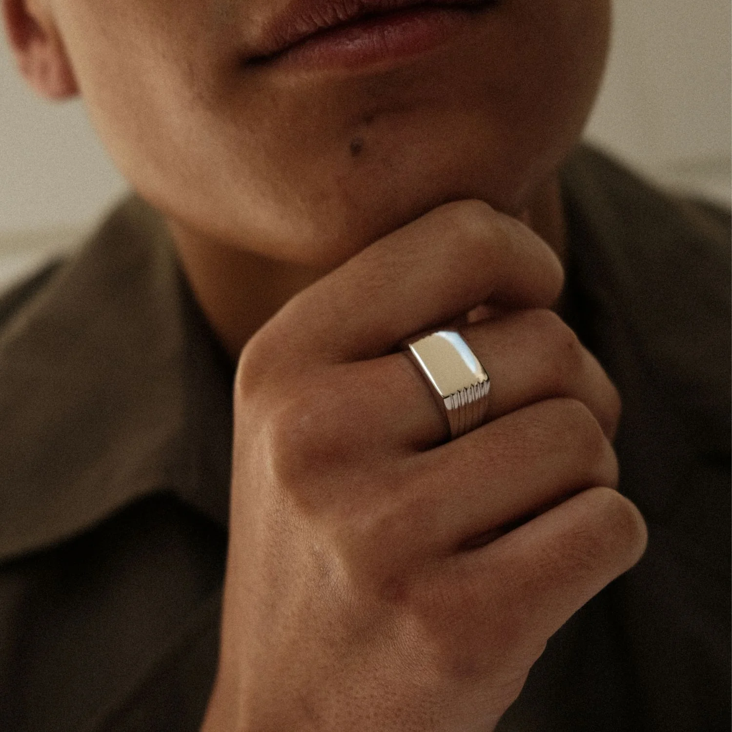 Detailed Signet Ring Silver - Image 2