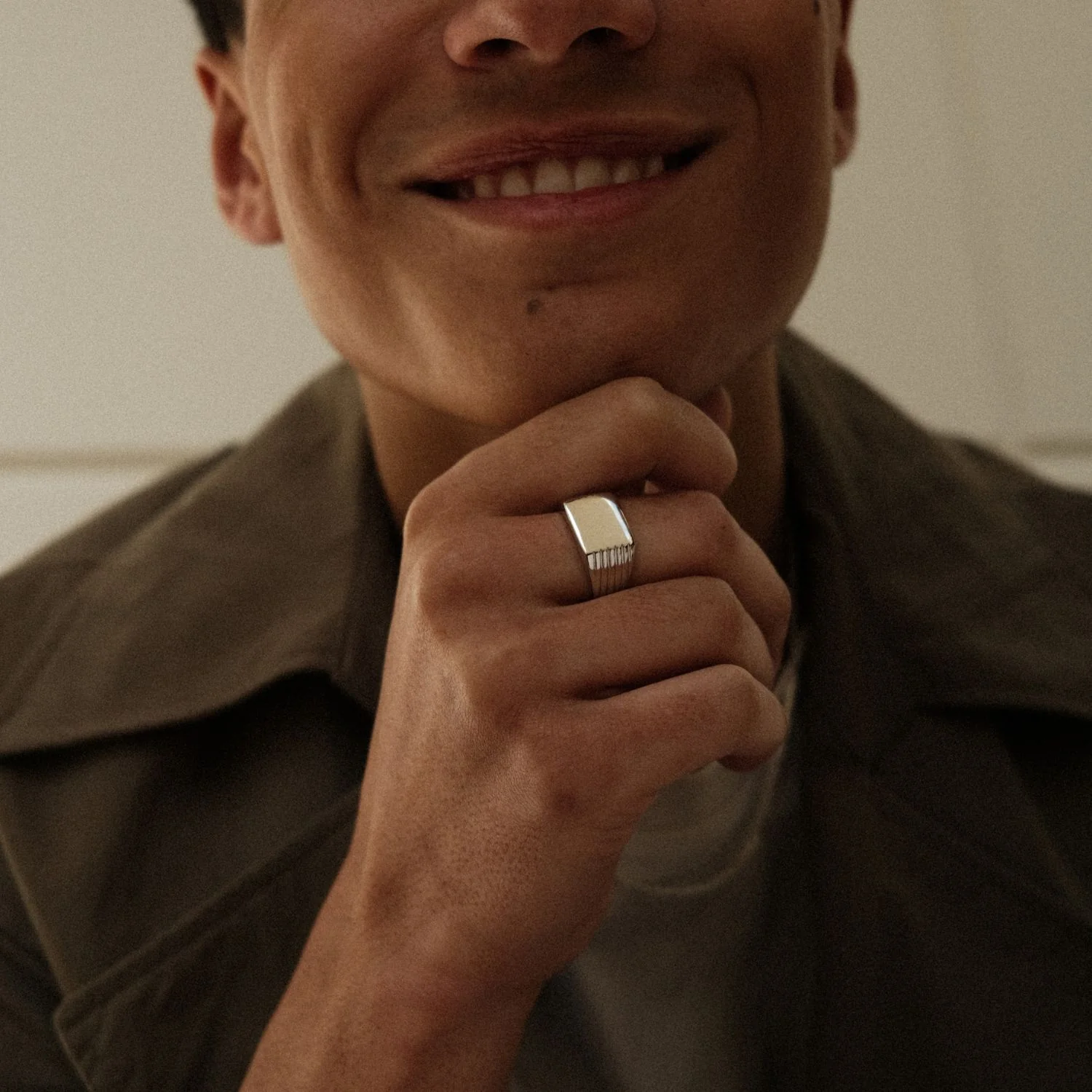 Detailed Signet Ring Silver - Image 3