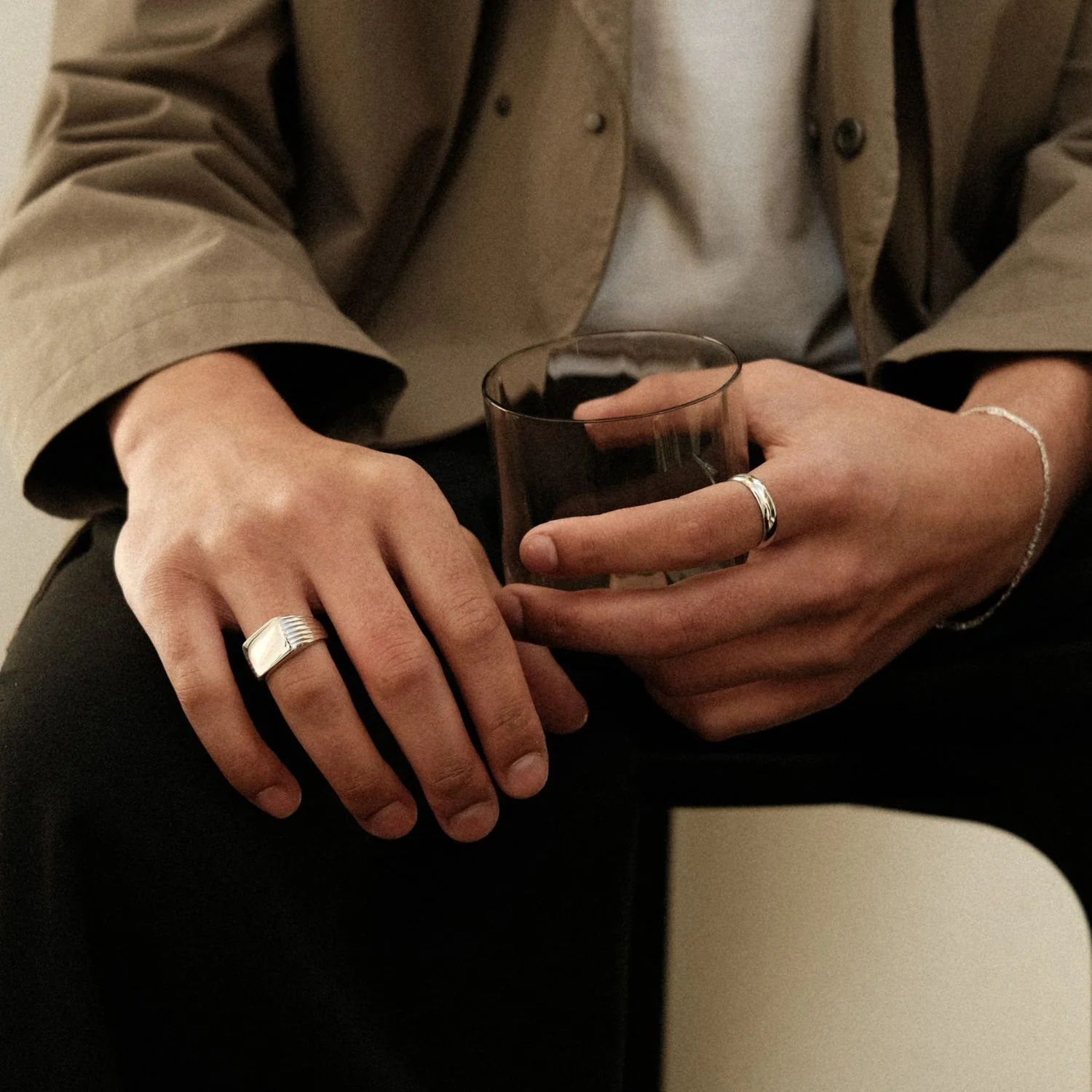 Detailed Signet Ring Silver - Image 6