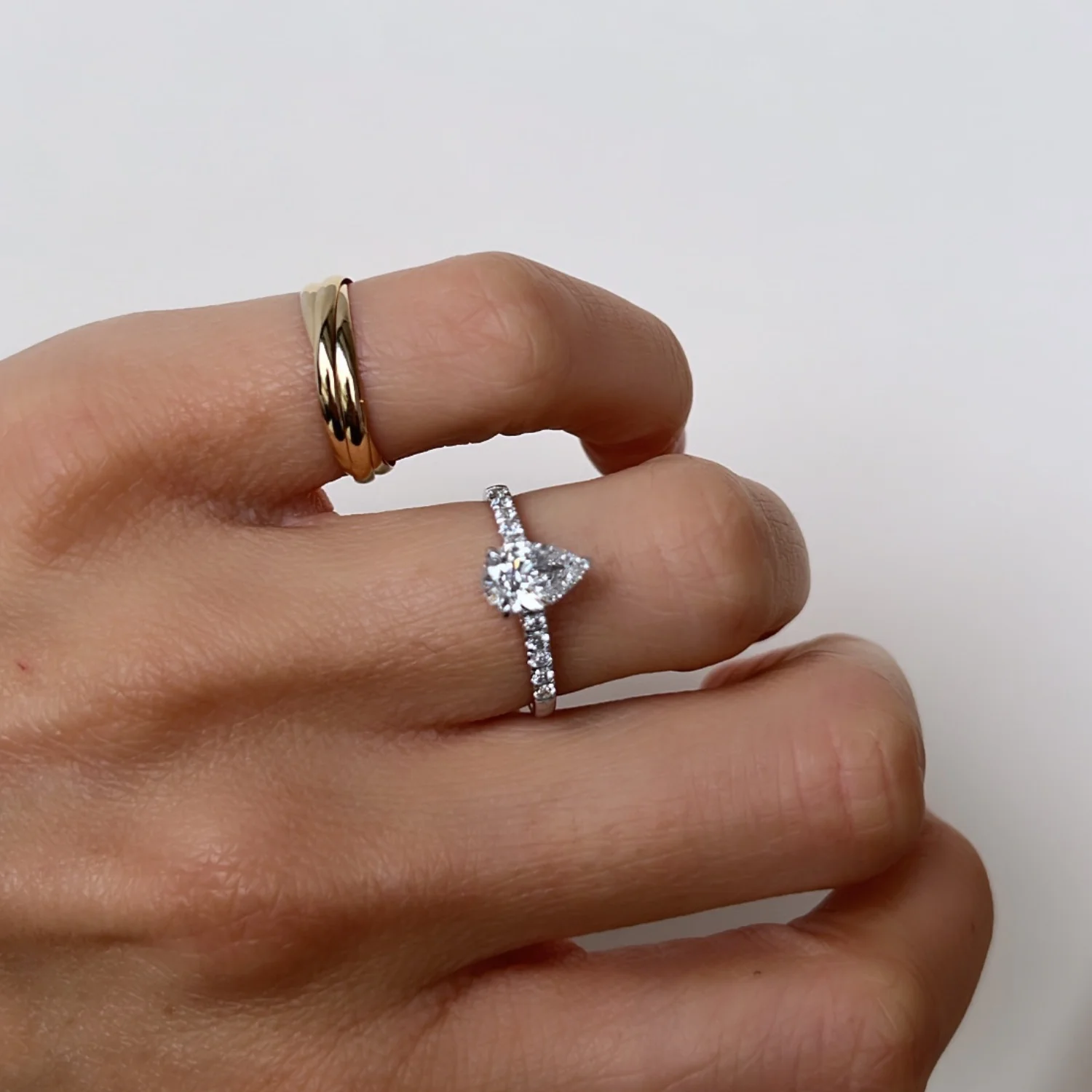 Diamond Drop Ring White Gold - Image 4