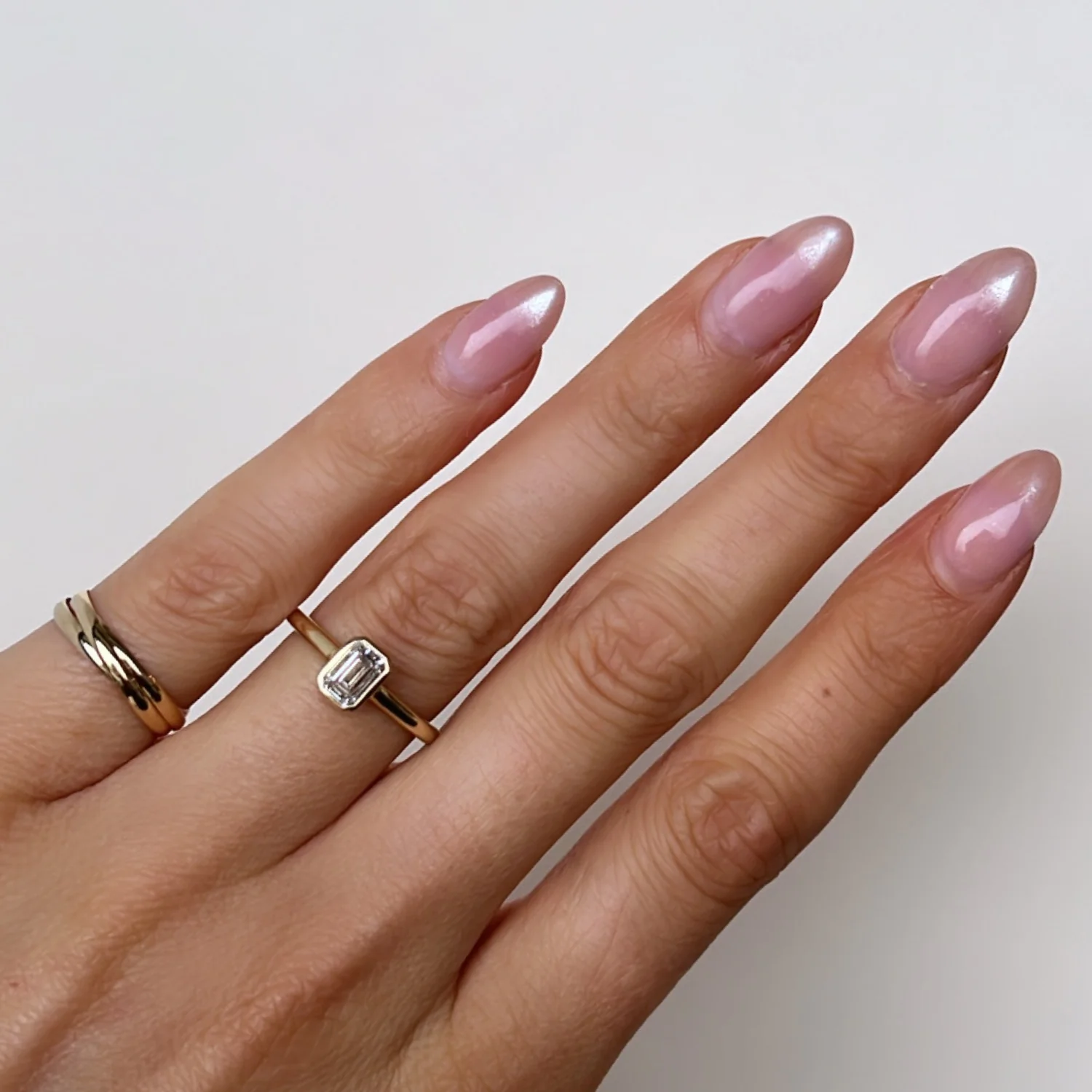 Elegant Diamond Bezel Ring - Image 2