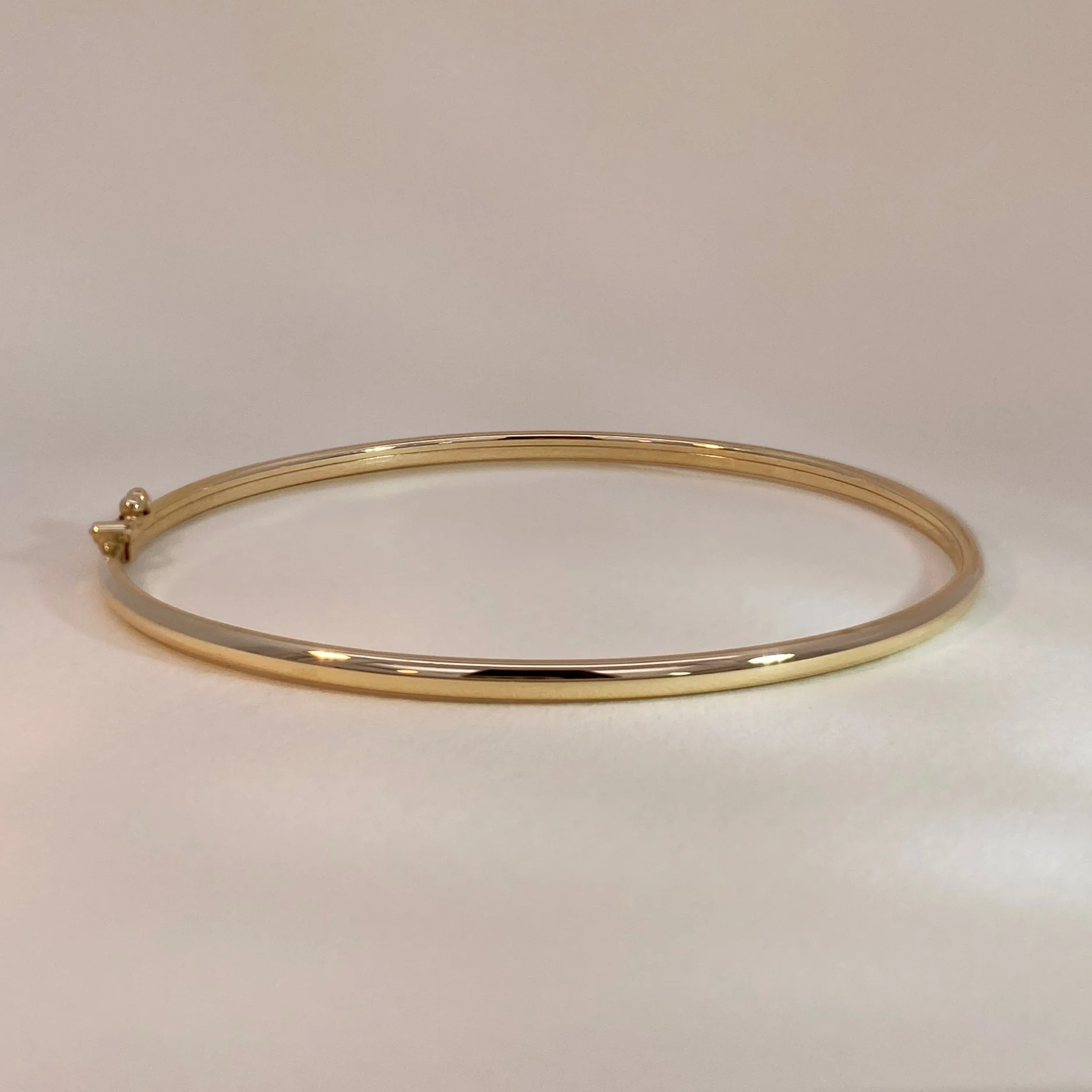Fine Bangle