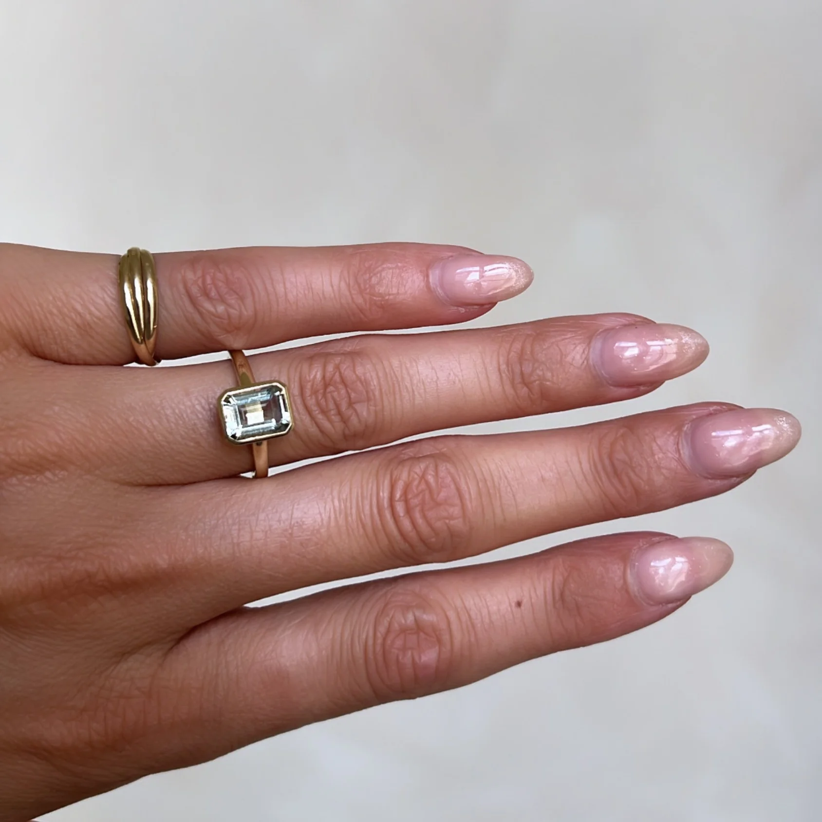 Green Amethyst Bezel Ring - Image 2