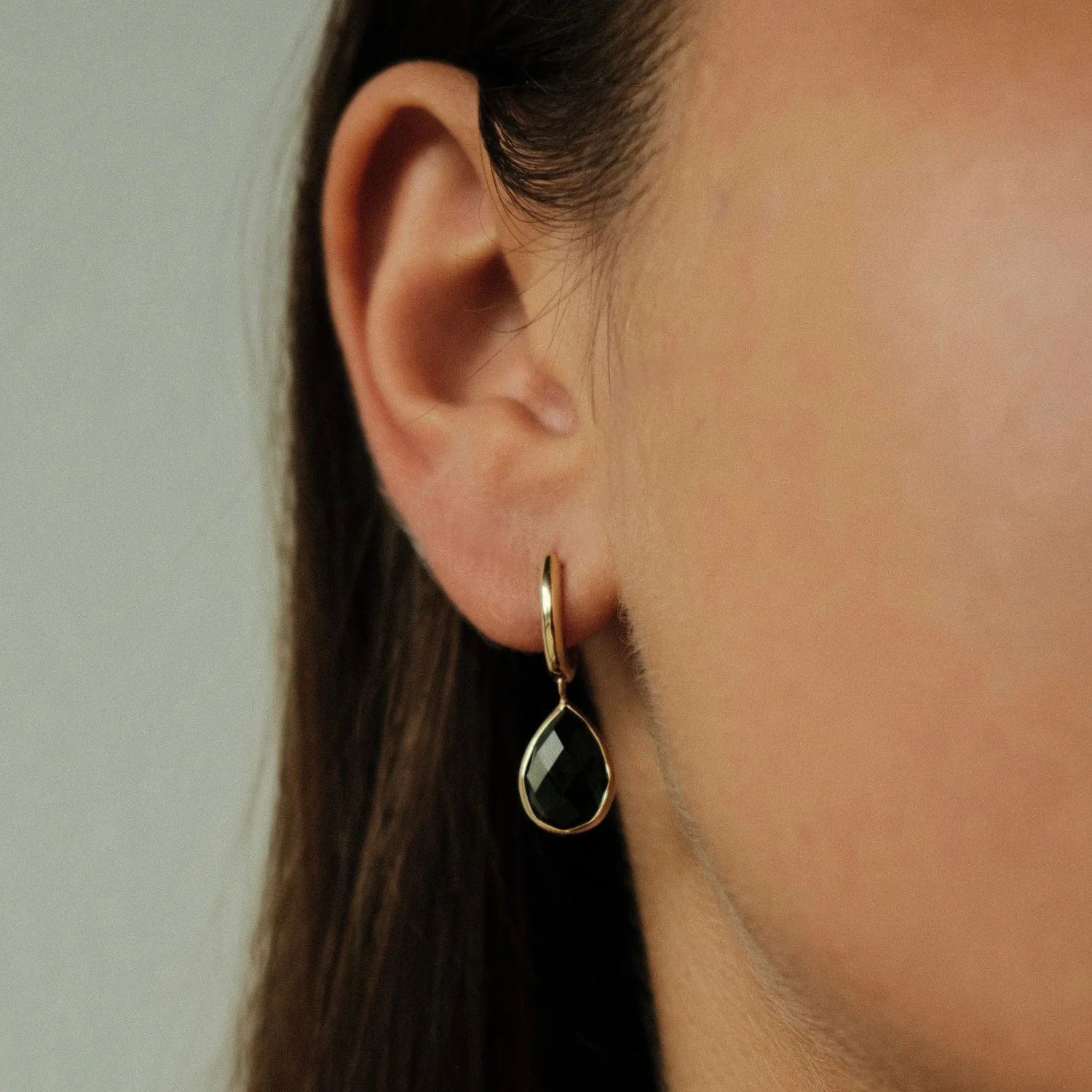 Green Quartz Drop Earrings - Image 2