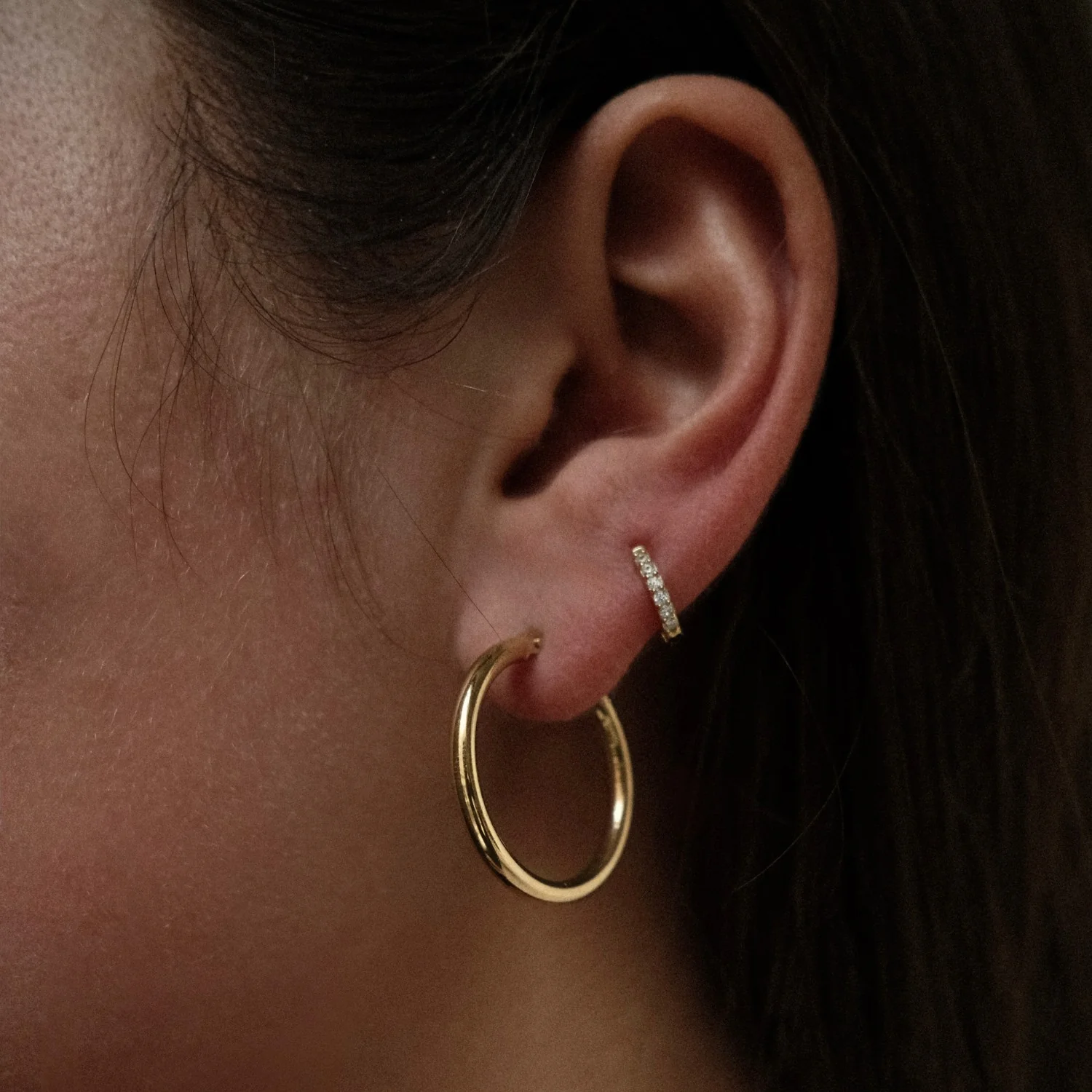 Large Elegant Hoops - Image 2