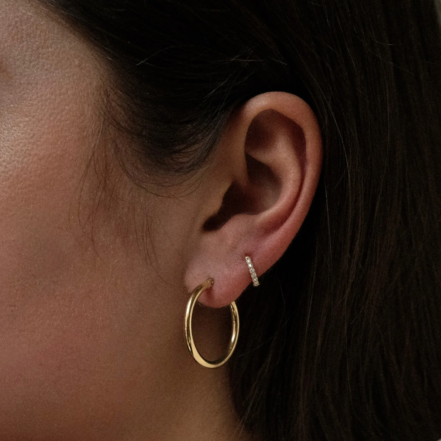 Large Elegant Hoops - Image 3