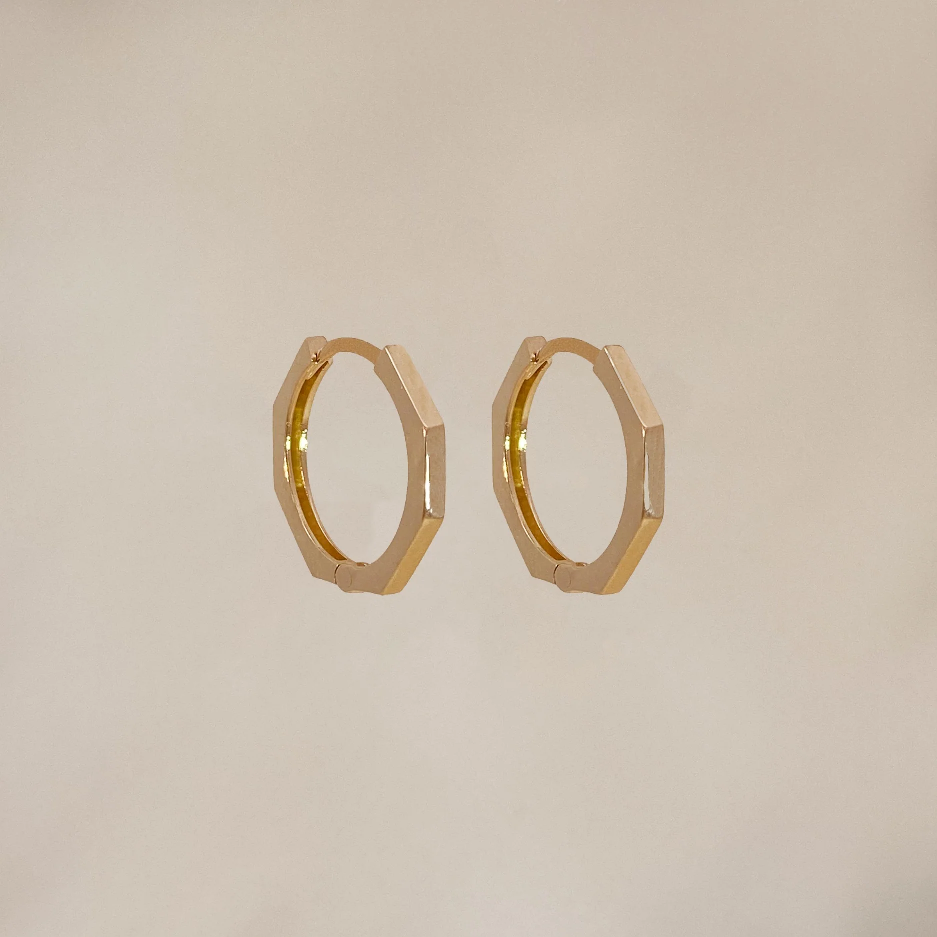 Octagon Hoops