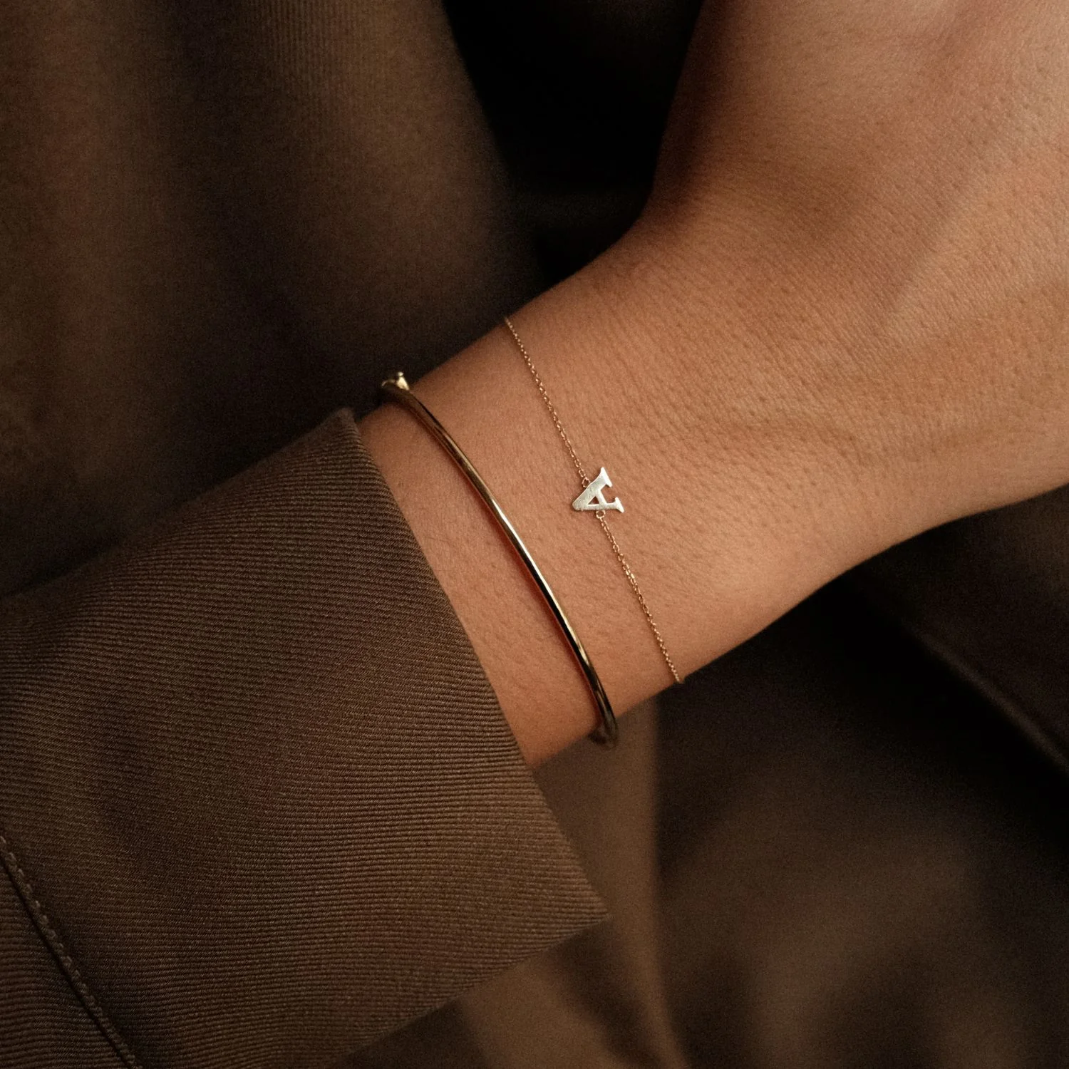 Oro Letter Bracelet - Image 4