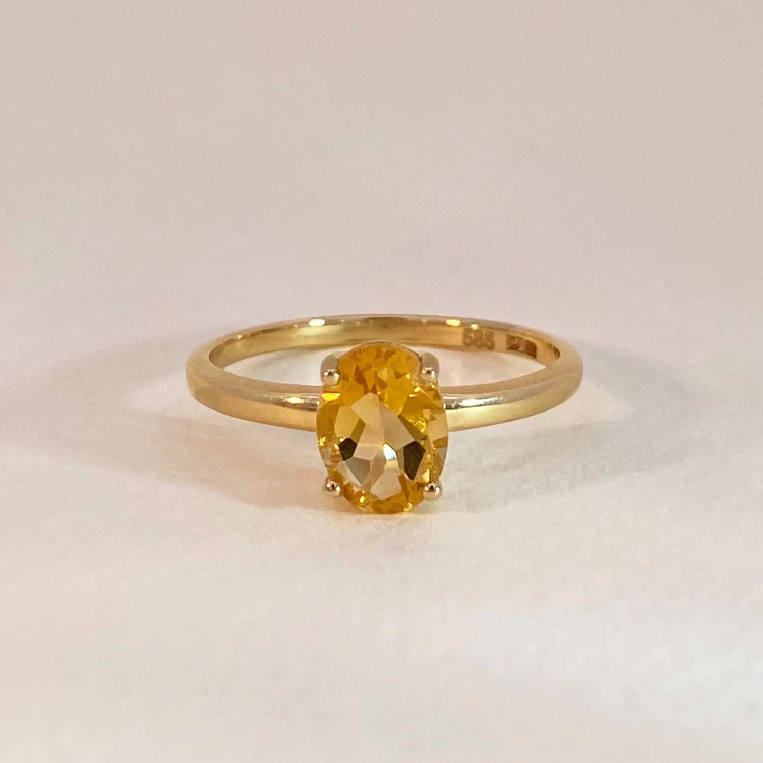 Oval Citrine Ring