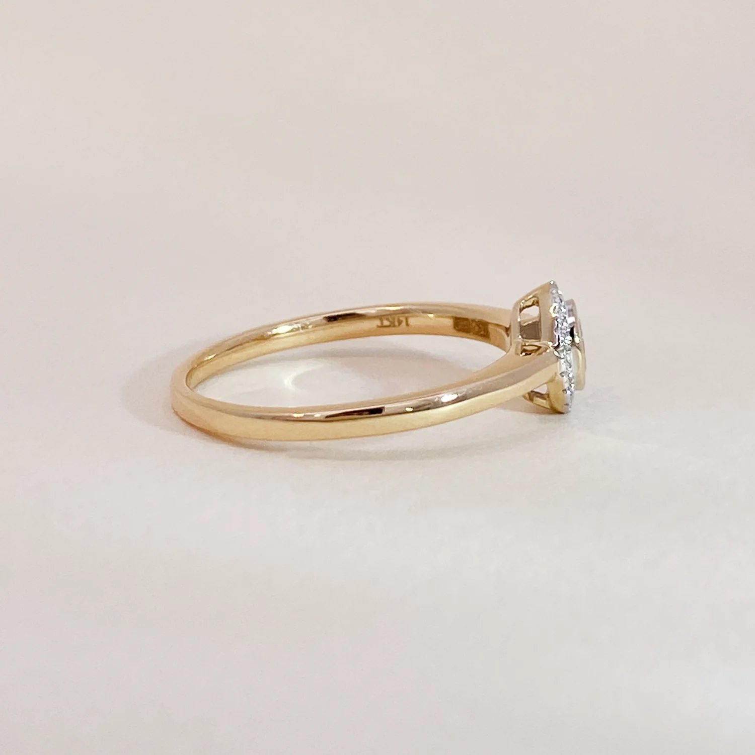 Oval Diamond Halo Ring - Image 3