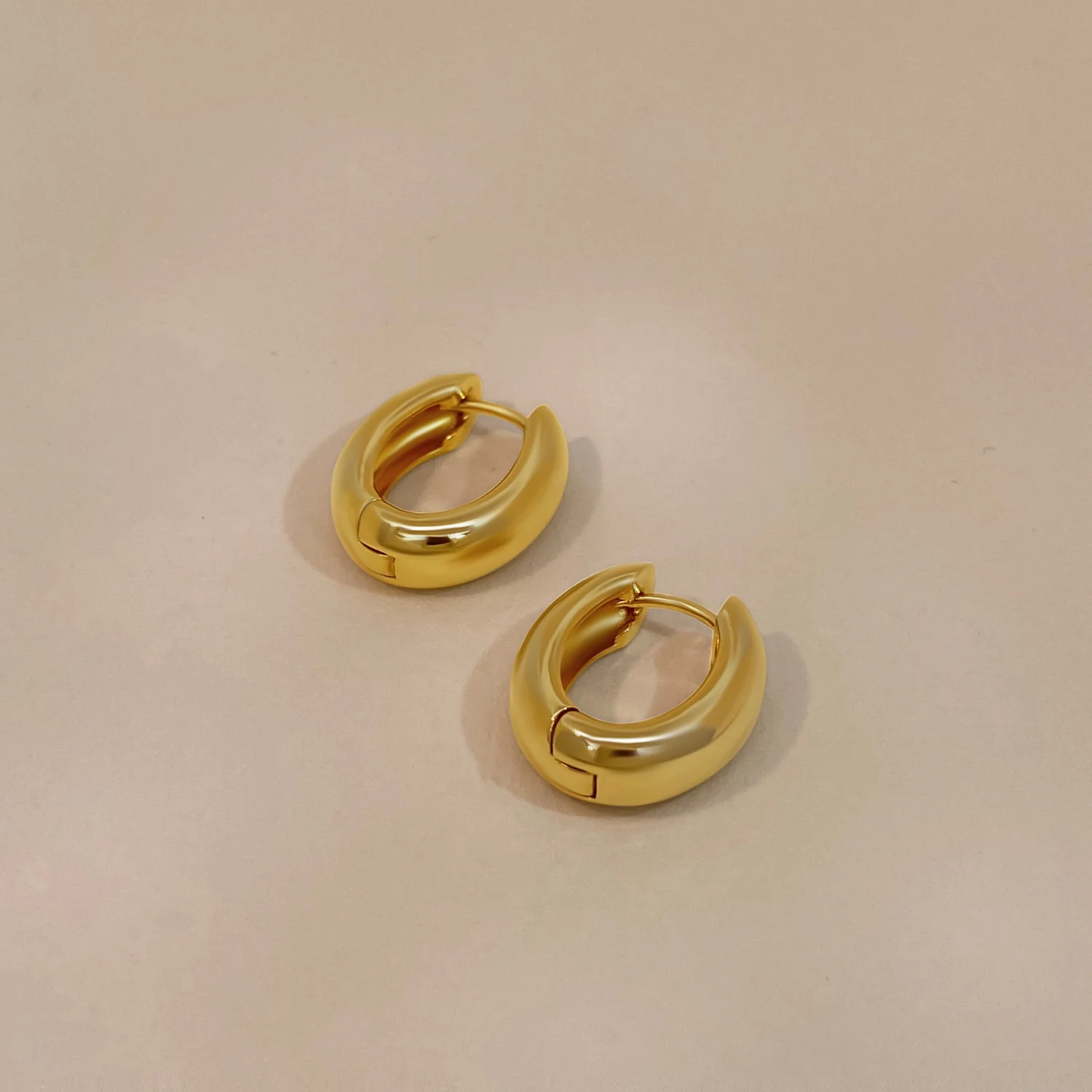 Oval Hoops Small - Image 3