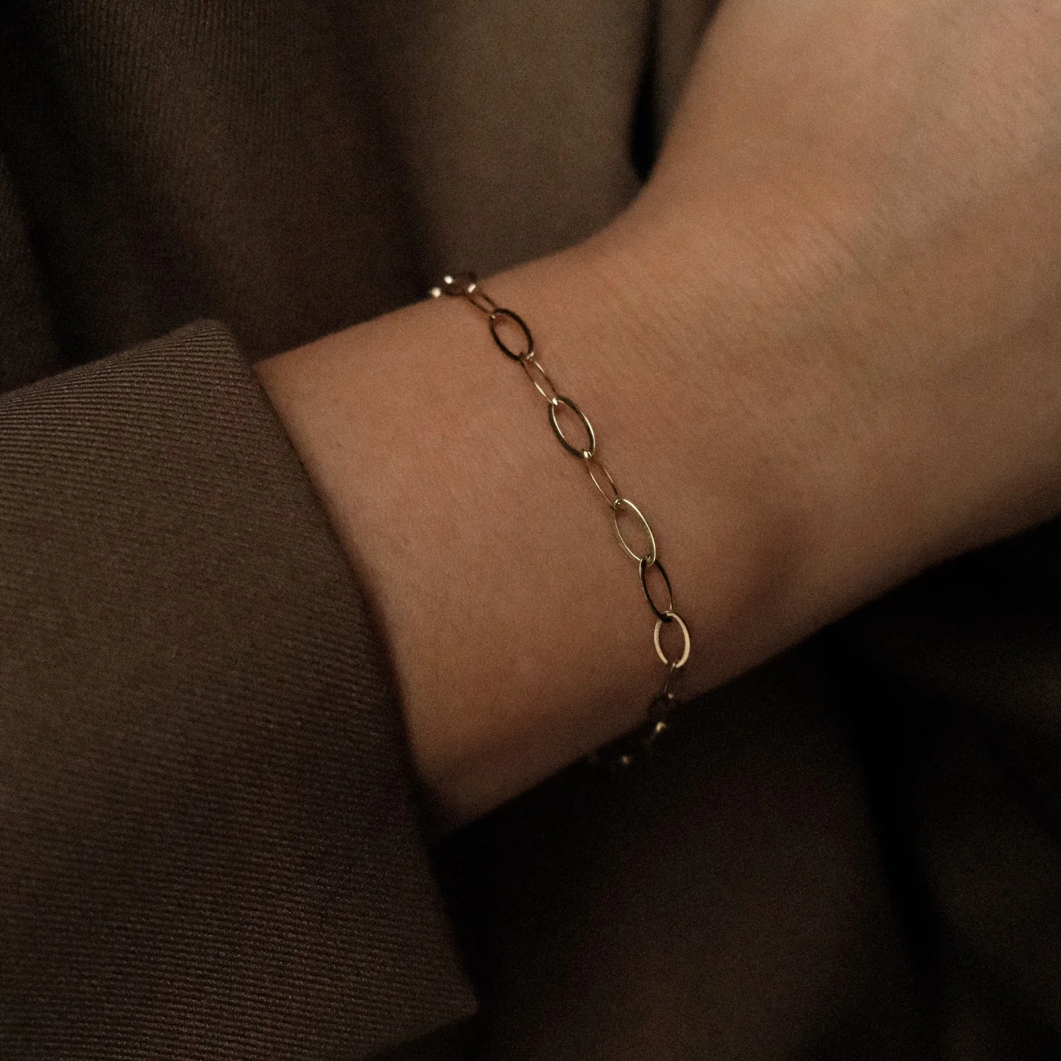 Oval Link Bracelet - Image 3