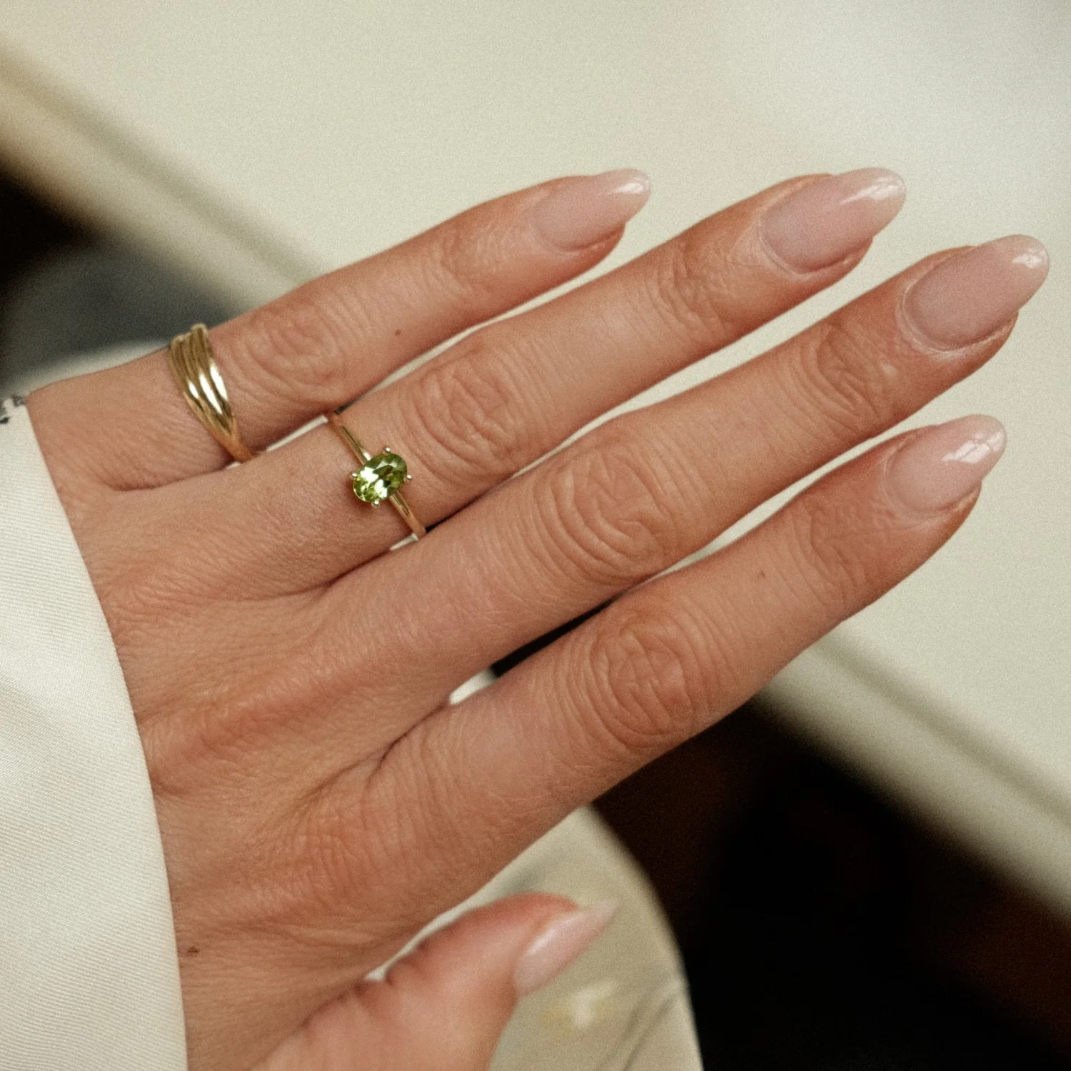 Peridot Oval Ring - Image 4
