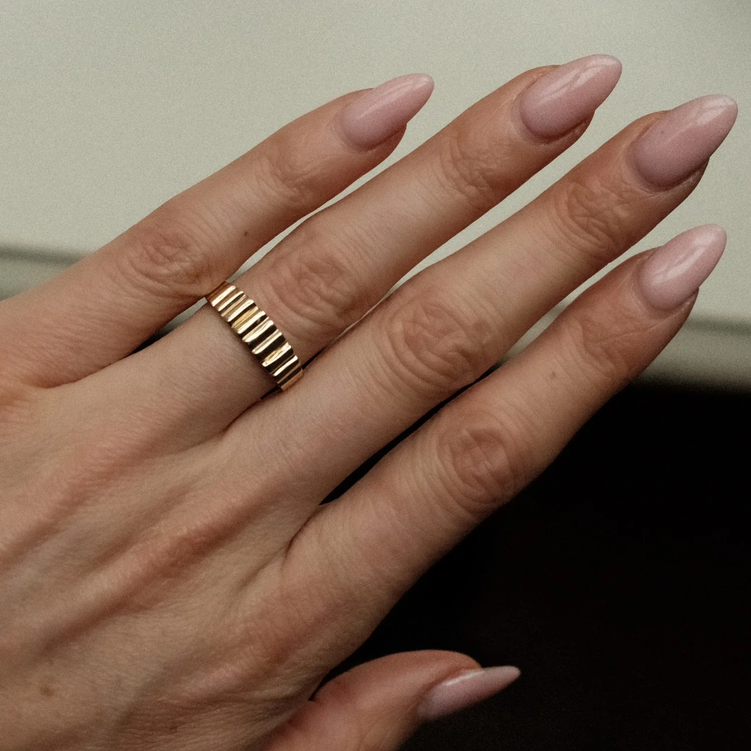 Ribbed Contour Ring - Image 6