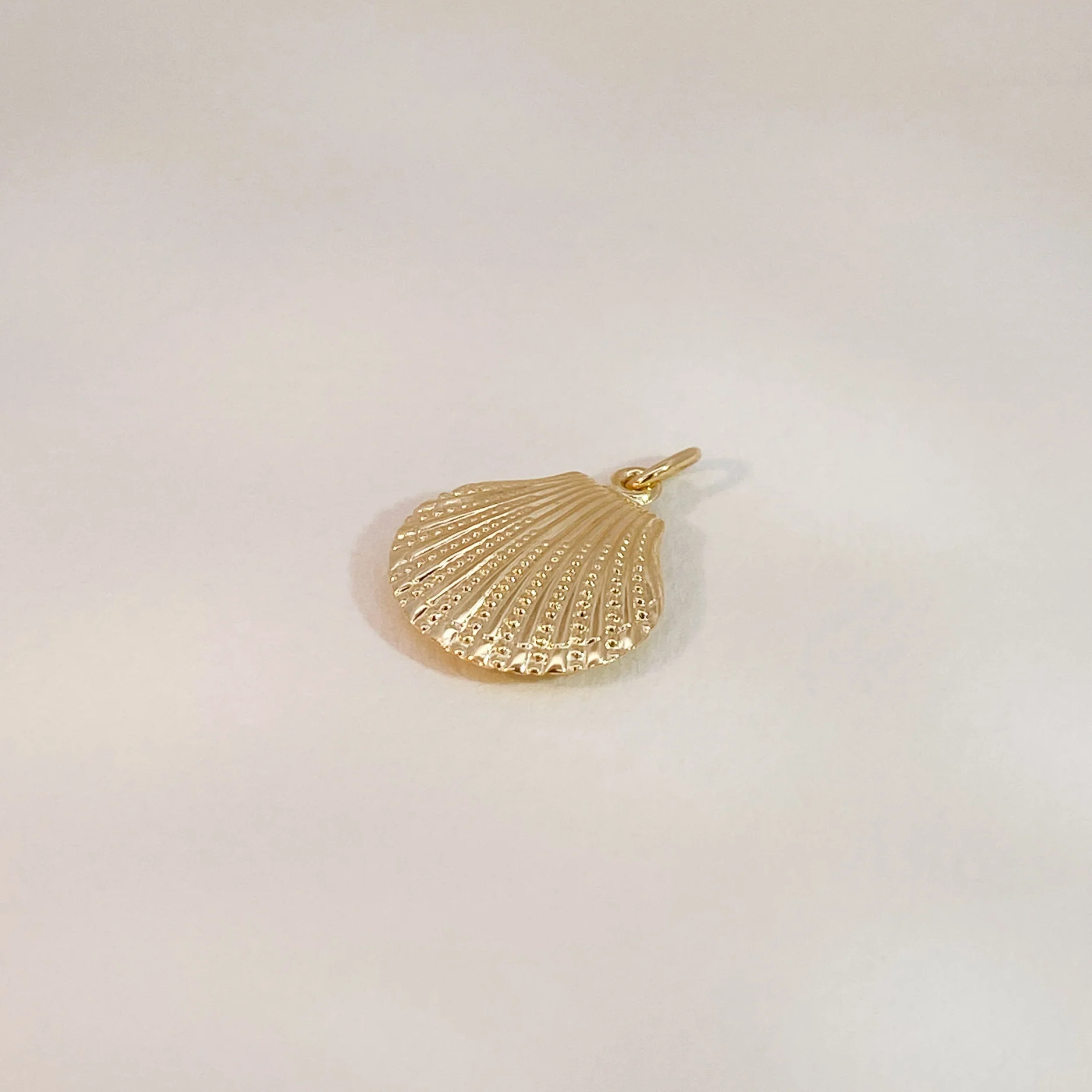 Shell Pendant - Image 4