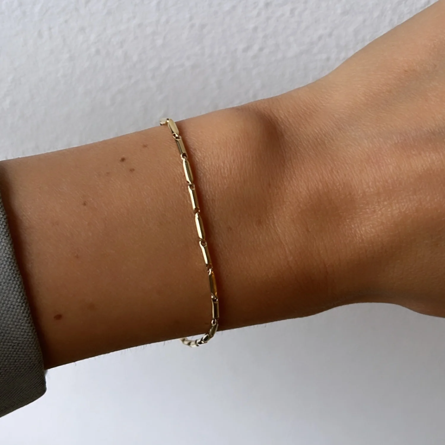 Signature Chain Bracelet - Image 2