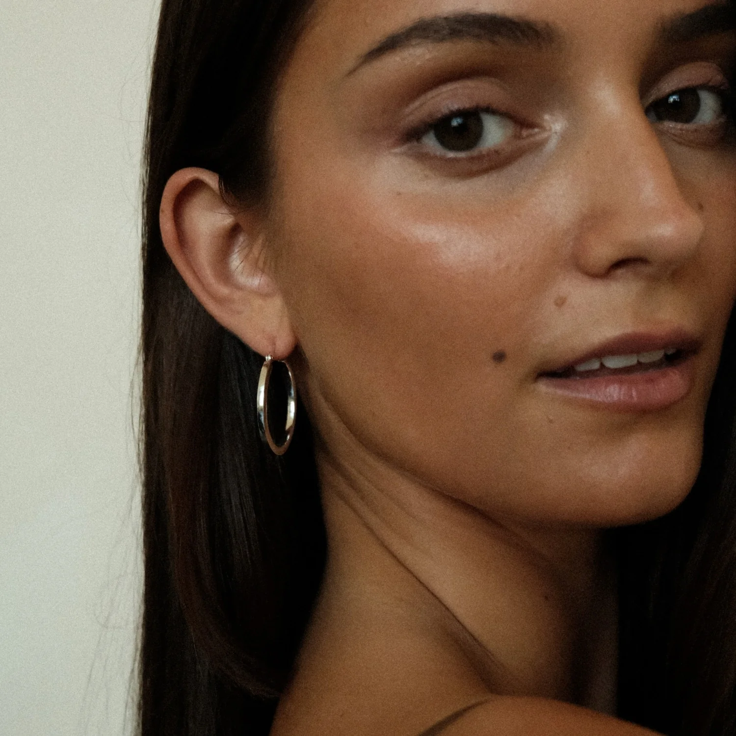 Silver Chunky Hoops Medium - Image 2