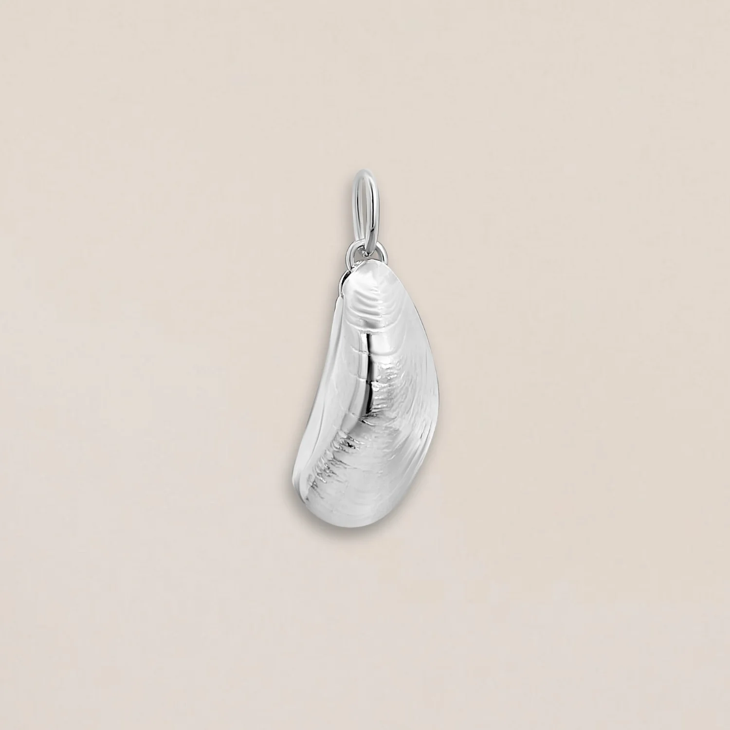 Silver Mussel Pendant