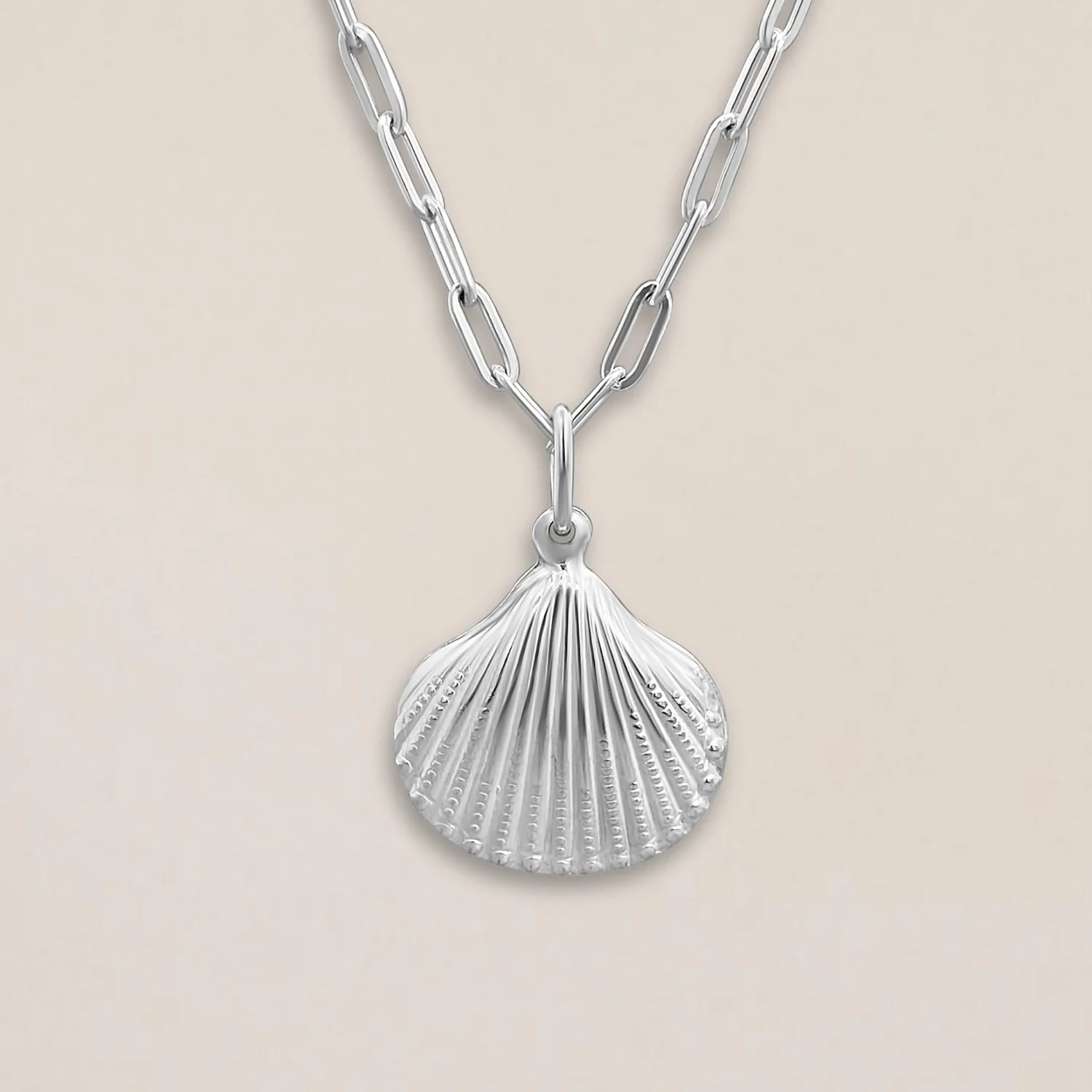 Silver Shell Pendant - Image 3
