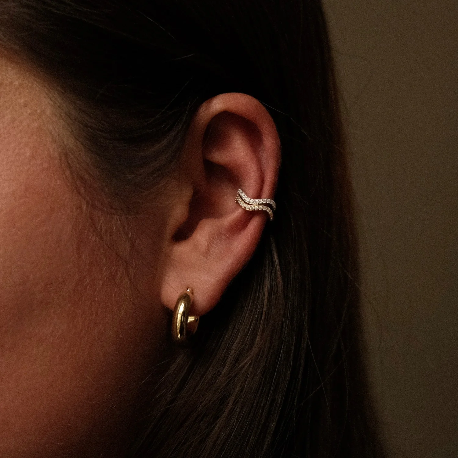 Wavy Spark Ear Cuff - Image 4