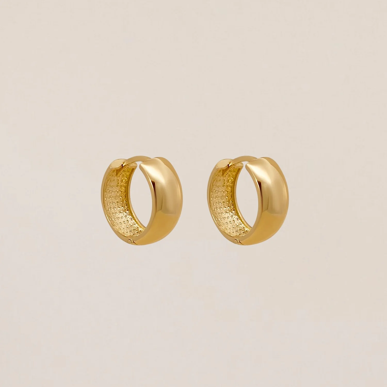 Small Chubby Golden Hoops