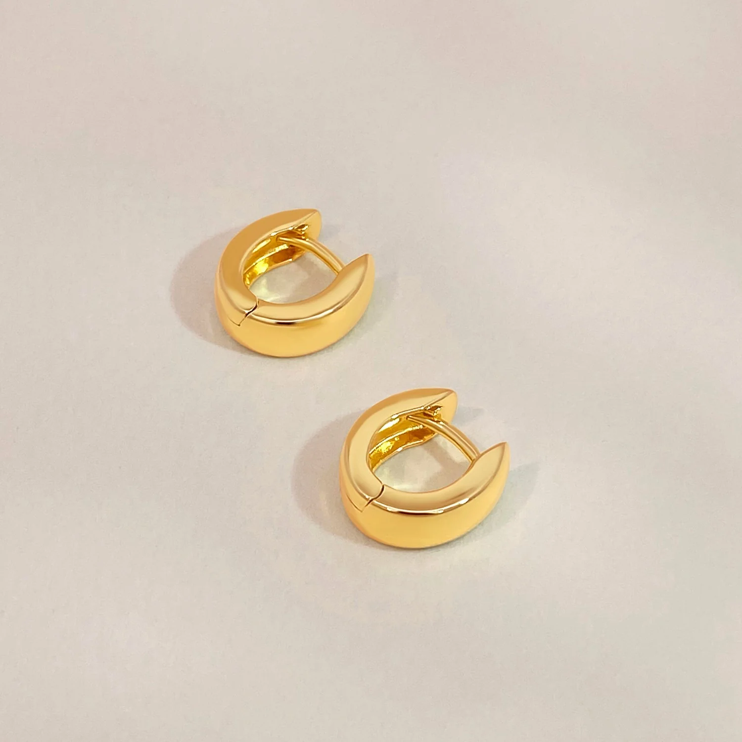 Small Hoops - Image 3