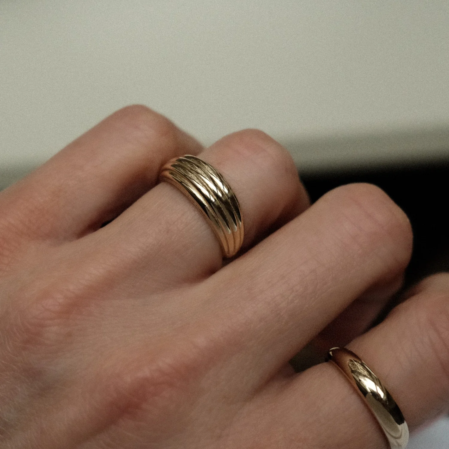 Structured Balloon Ring - Image 2