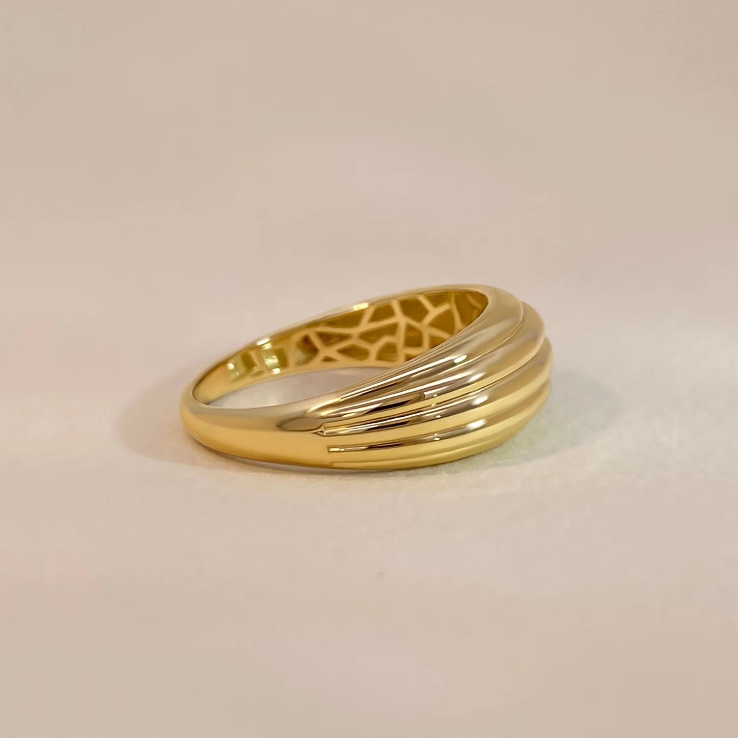 Structured Balloon Ring - Image 3
