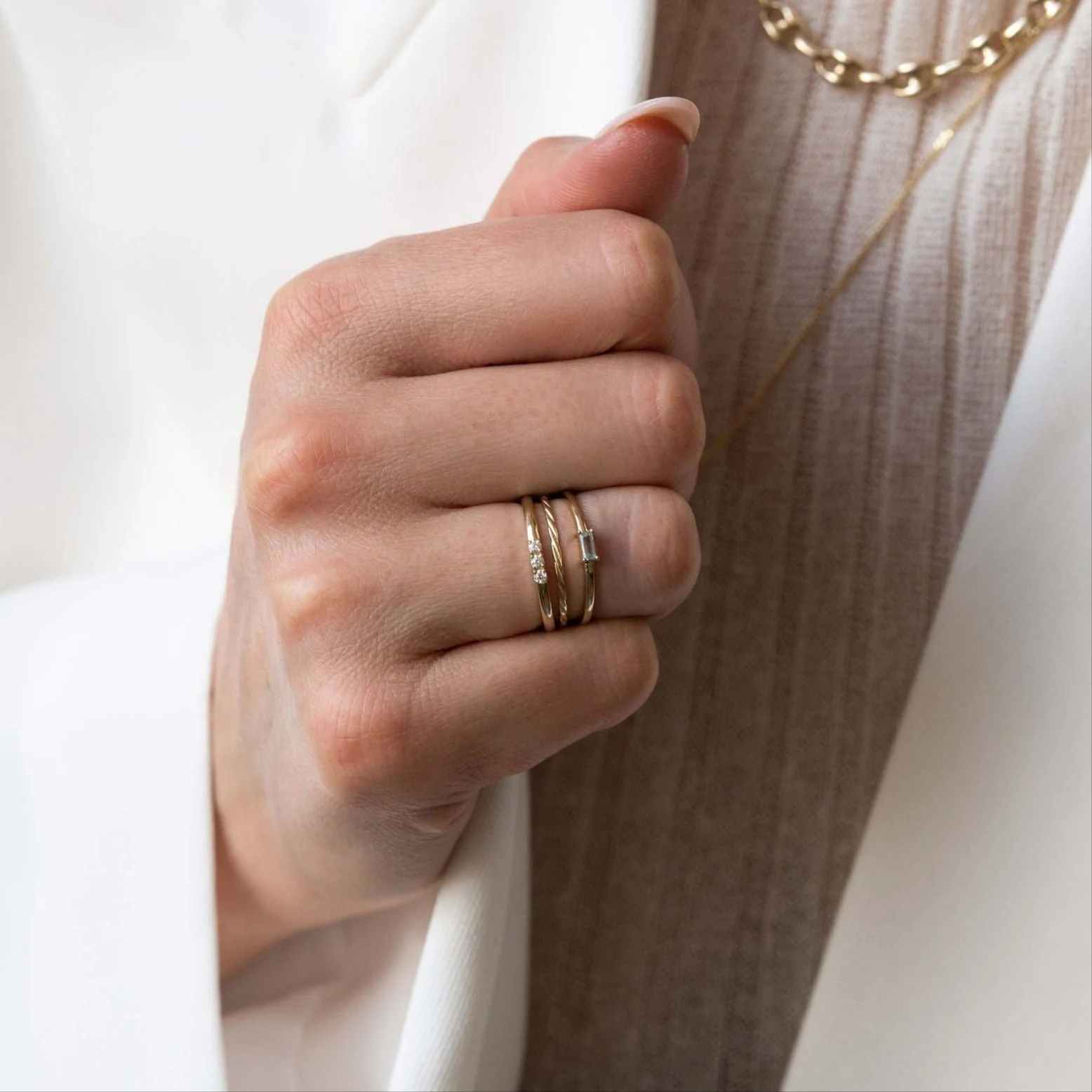Aquamarine Baguette Ring - Image 2