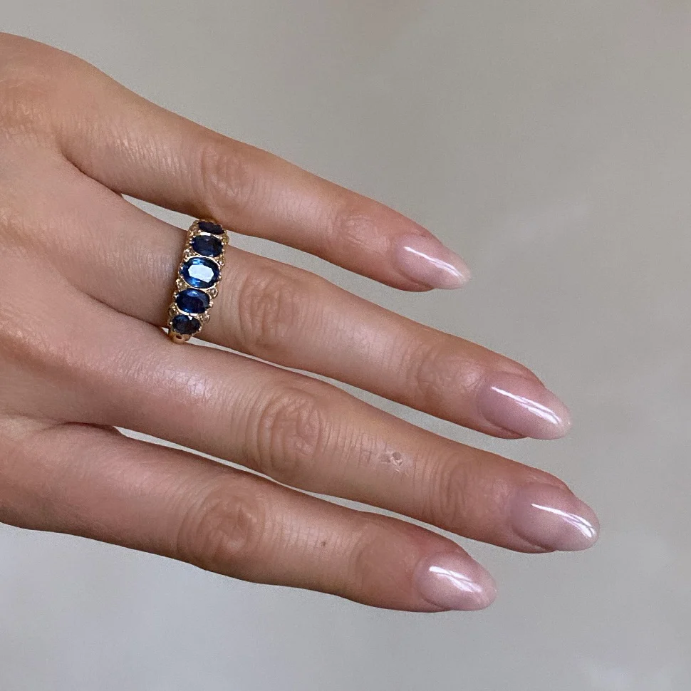 Venetian Sapphire Row Ring - Image 4
