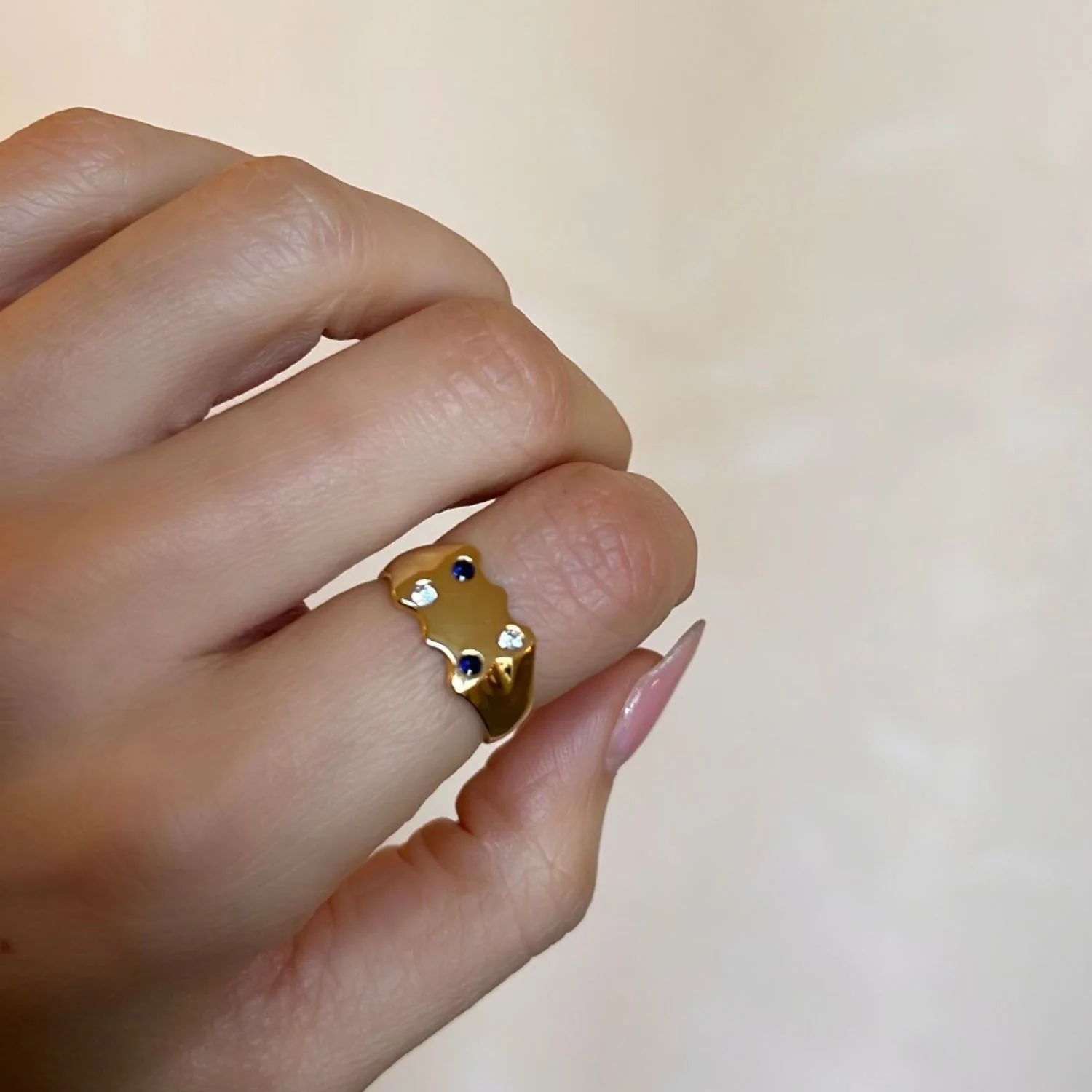 Vintage Unique Signet Ring - Image 6