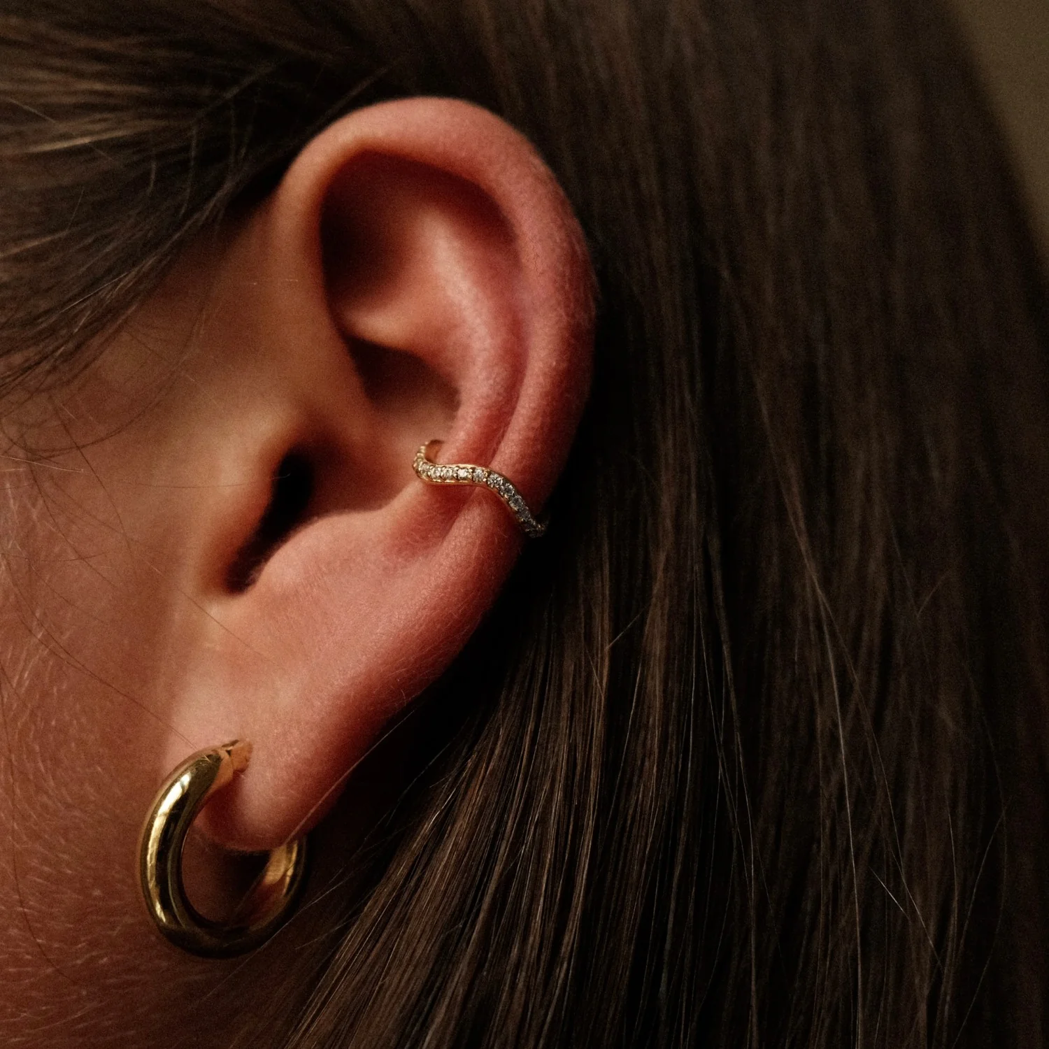 Wavy Spark Ear Cuff - Image 2